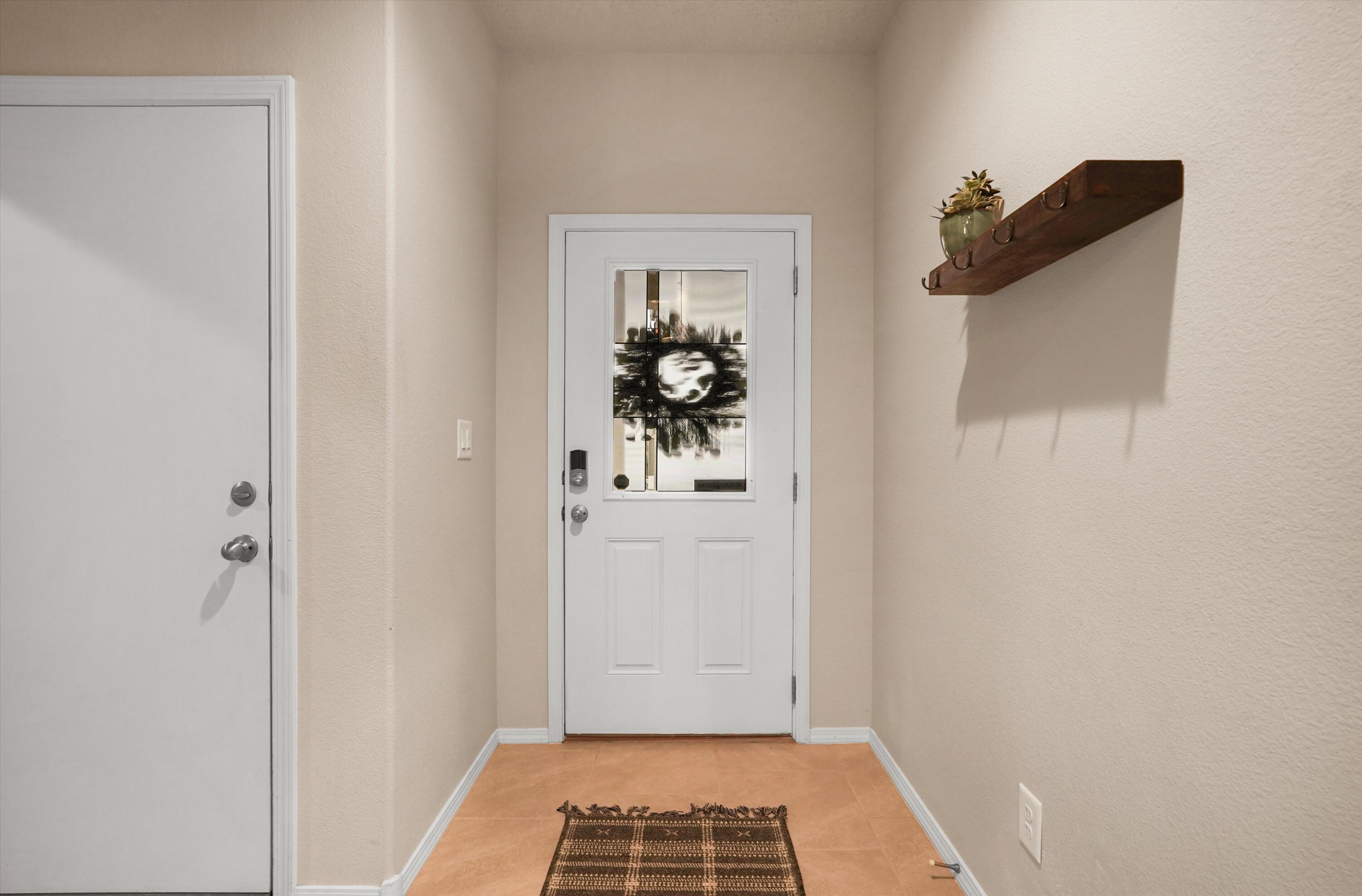 4233 Skyline Loop NE