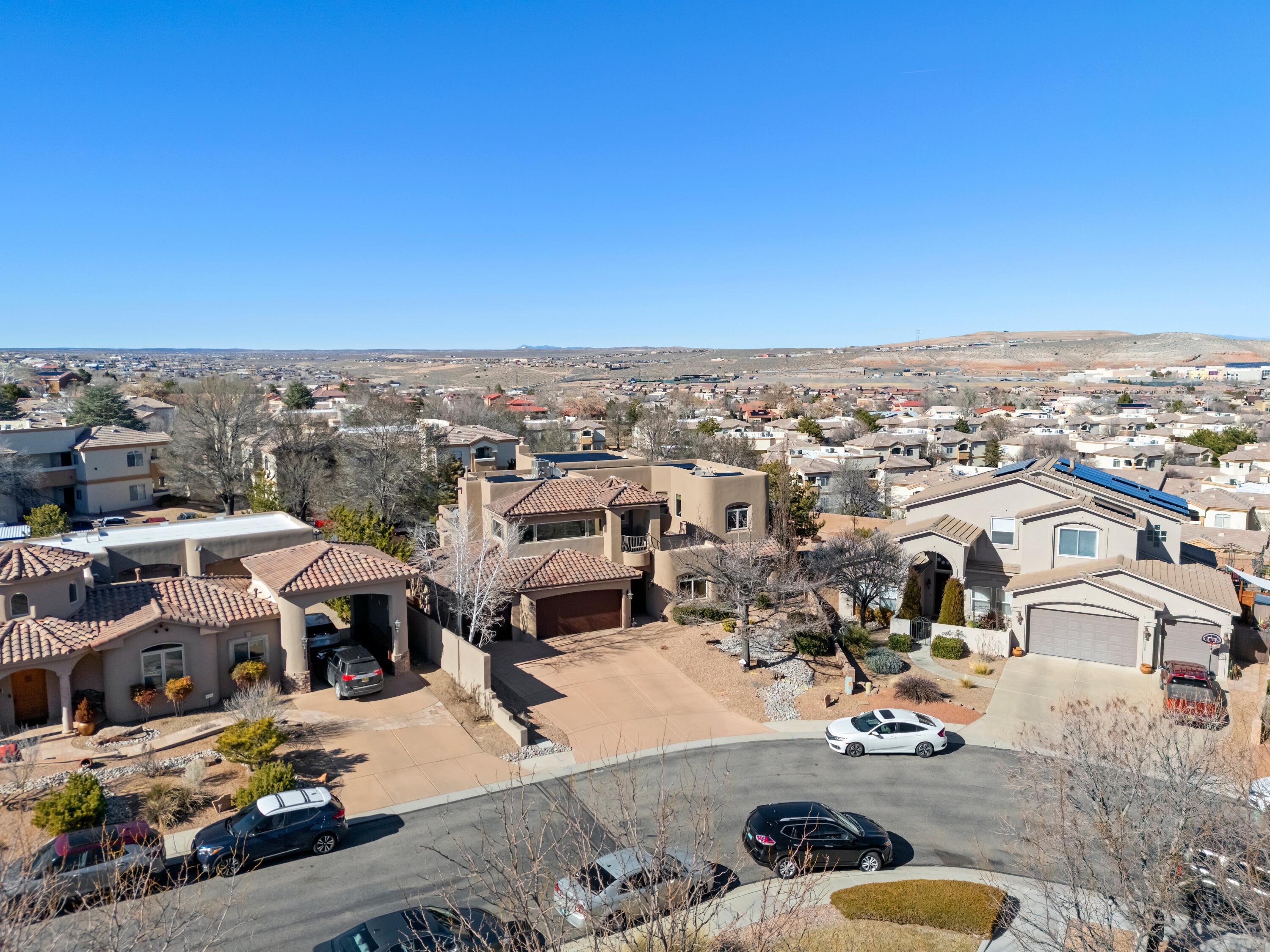 3232 Greystone Court SE