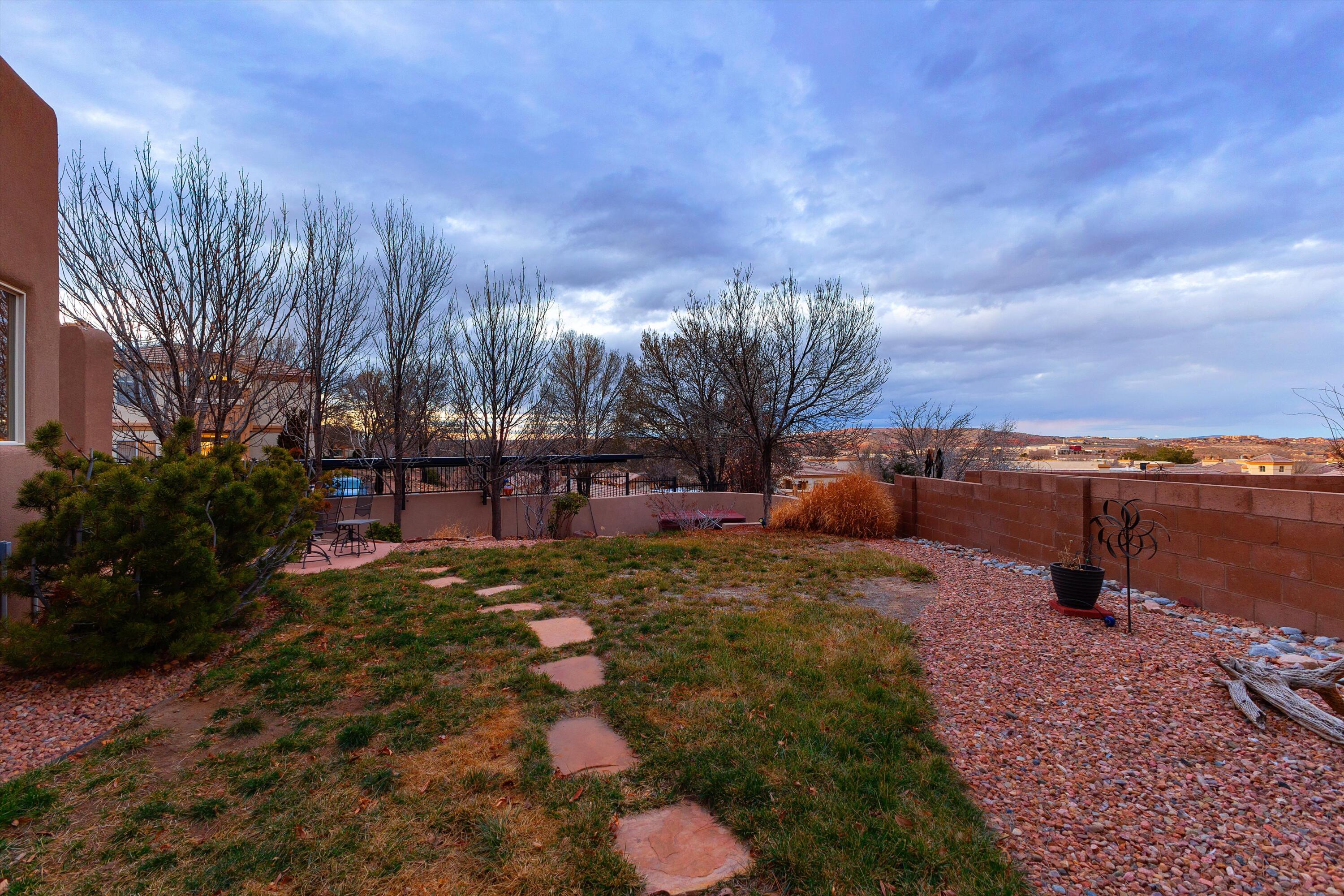 3232 Greystone Court SE