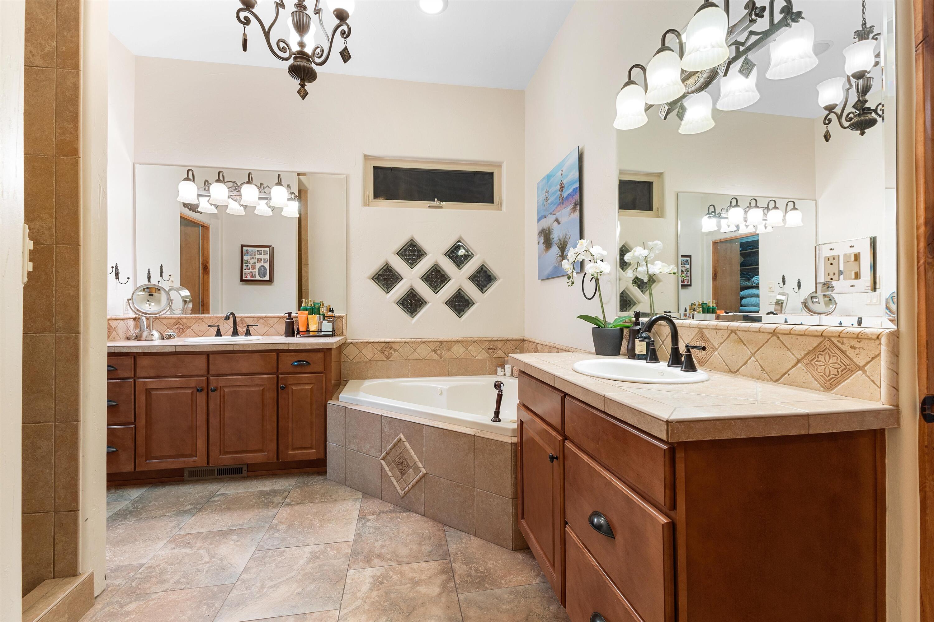 3232 Greystone Court SE