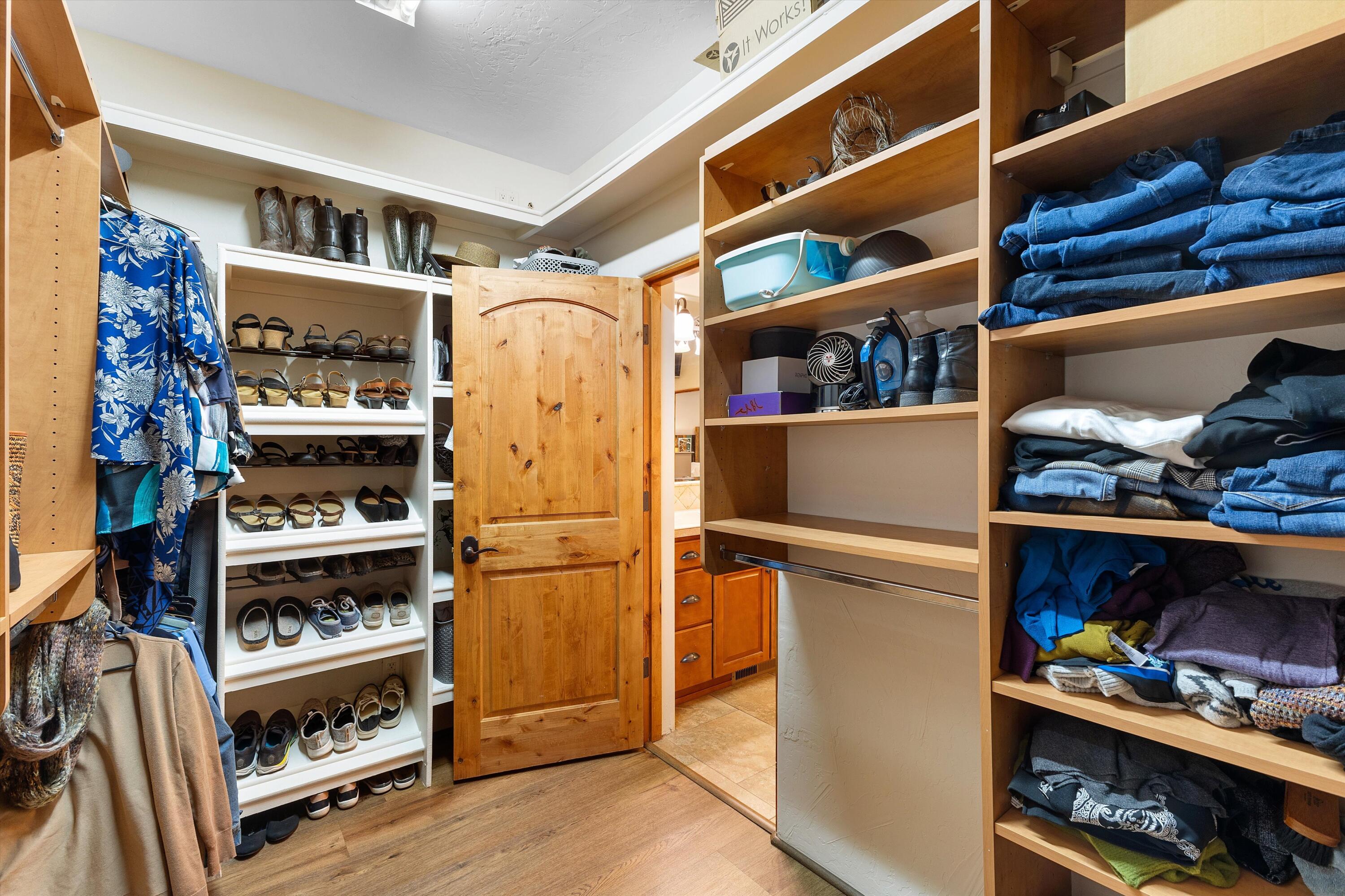 3232 Greystone Court SE