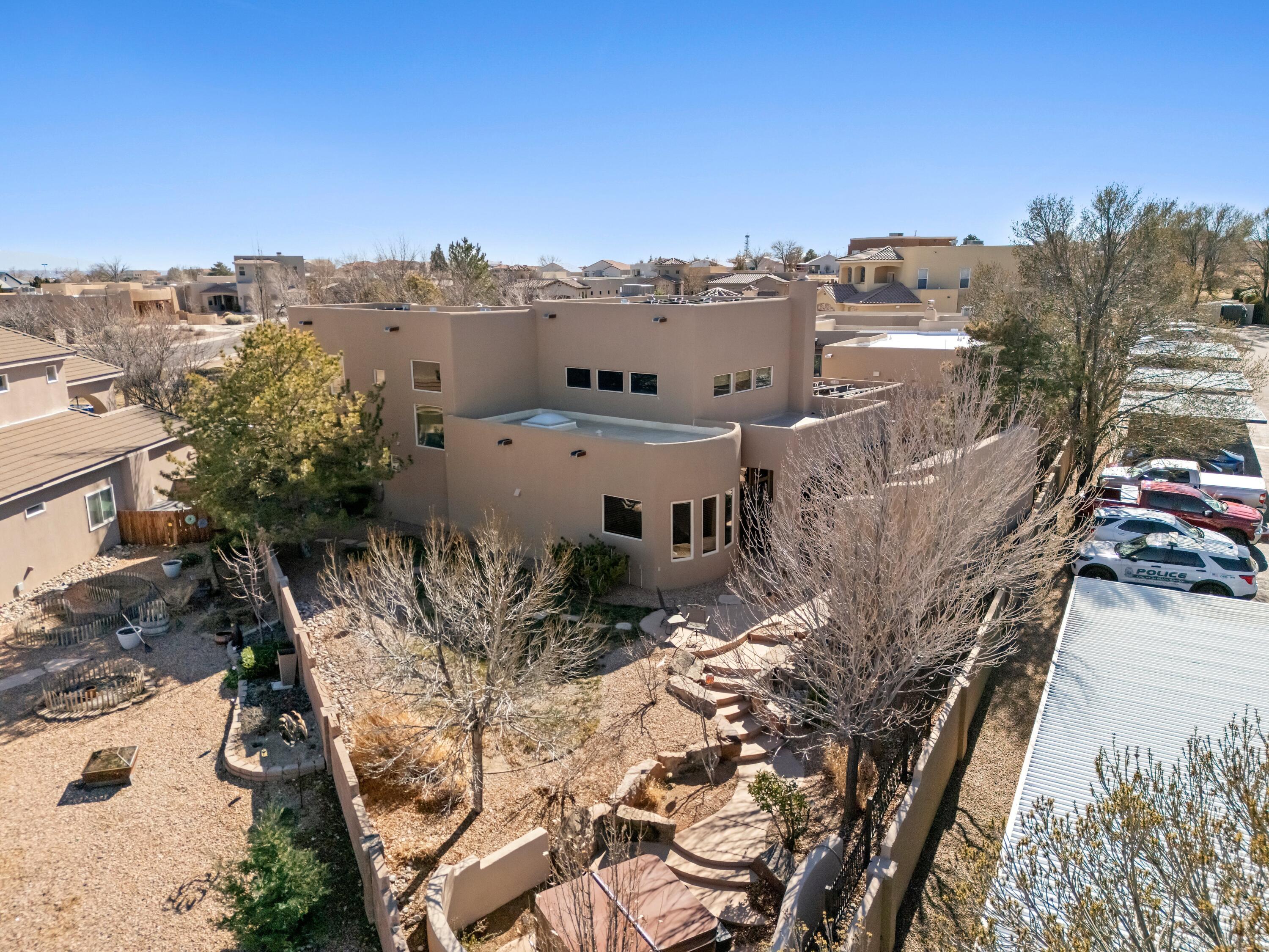 3232 Greystone Court SE