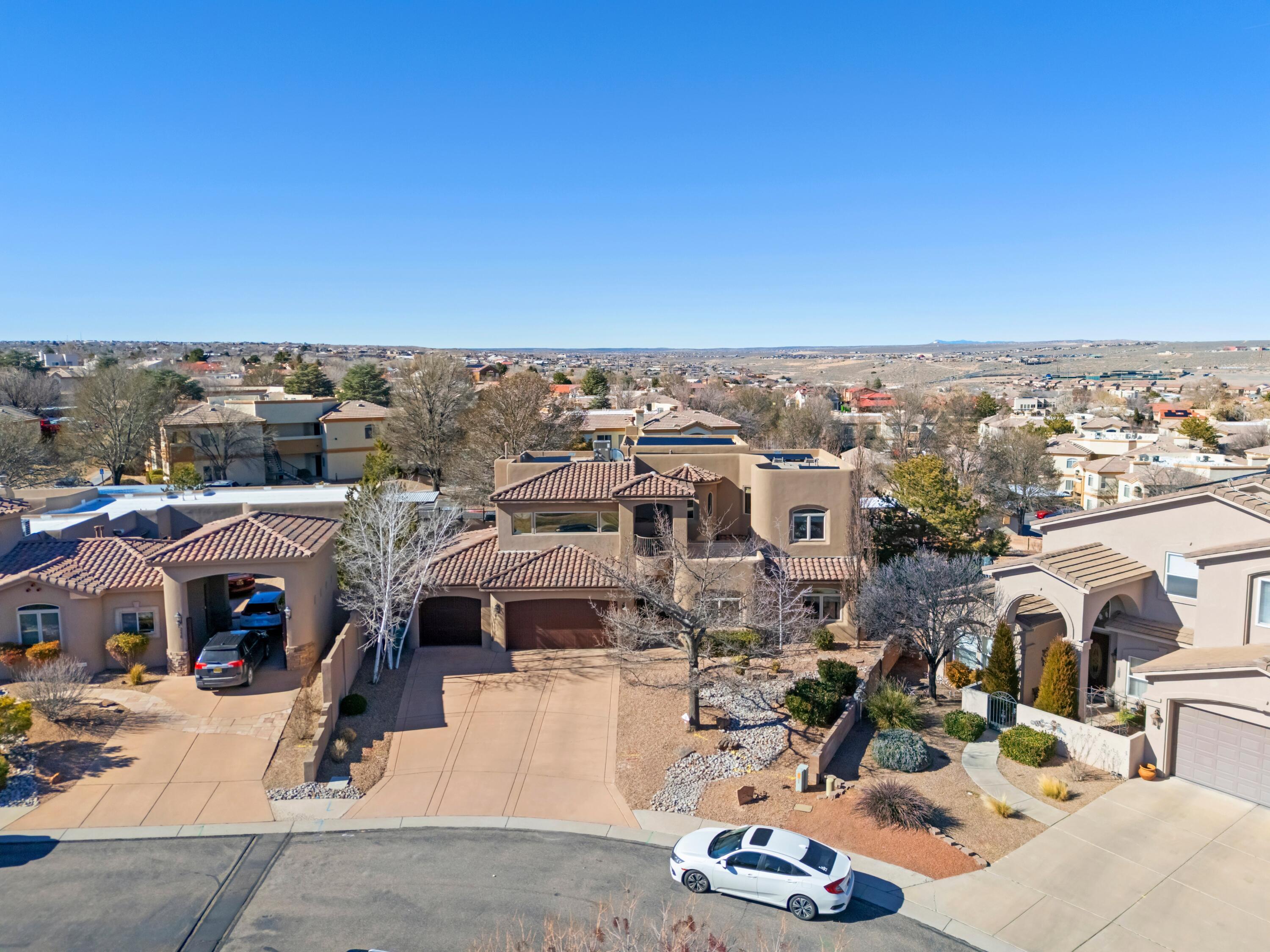 3232 Greystone Court SE