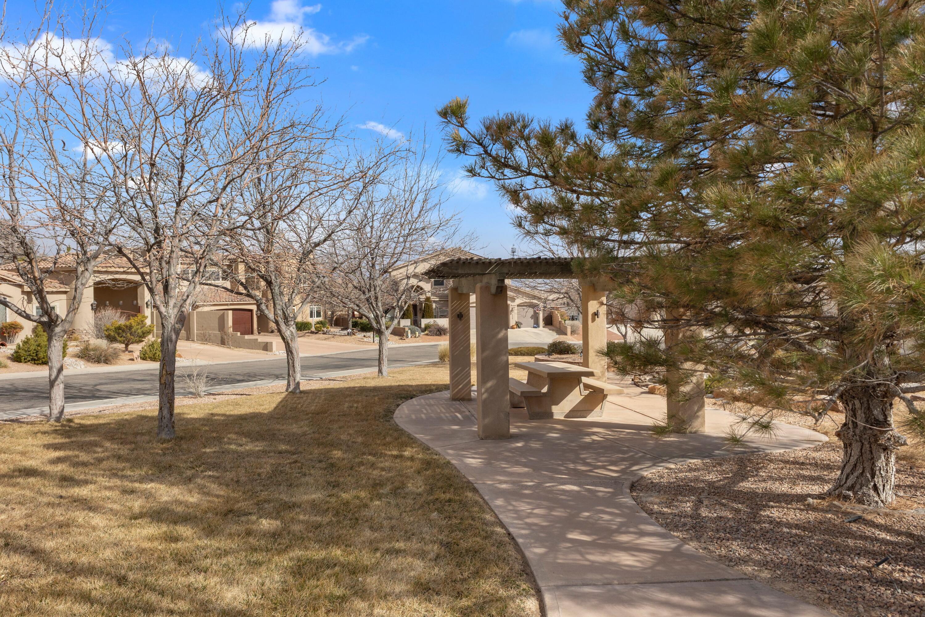 3232 Greystone Court SE