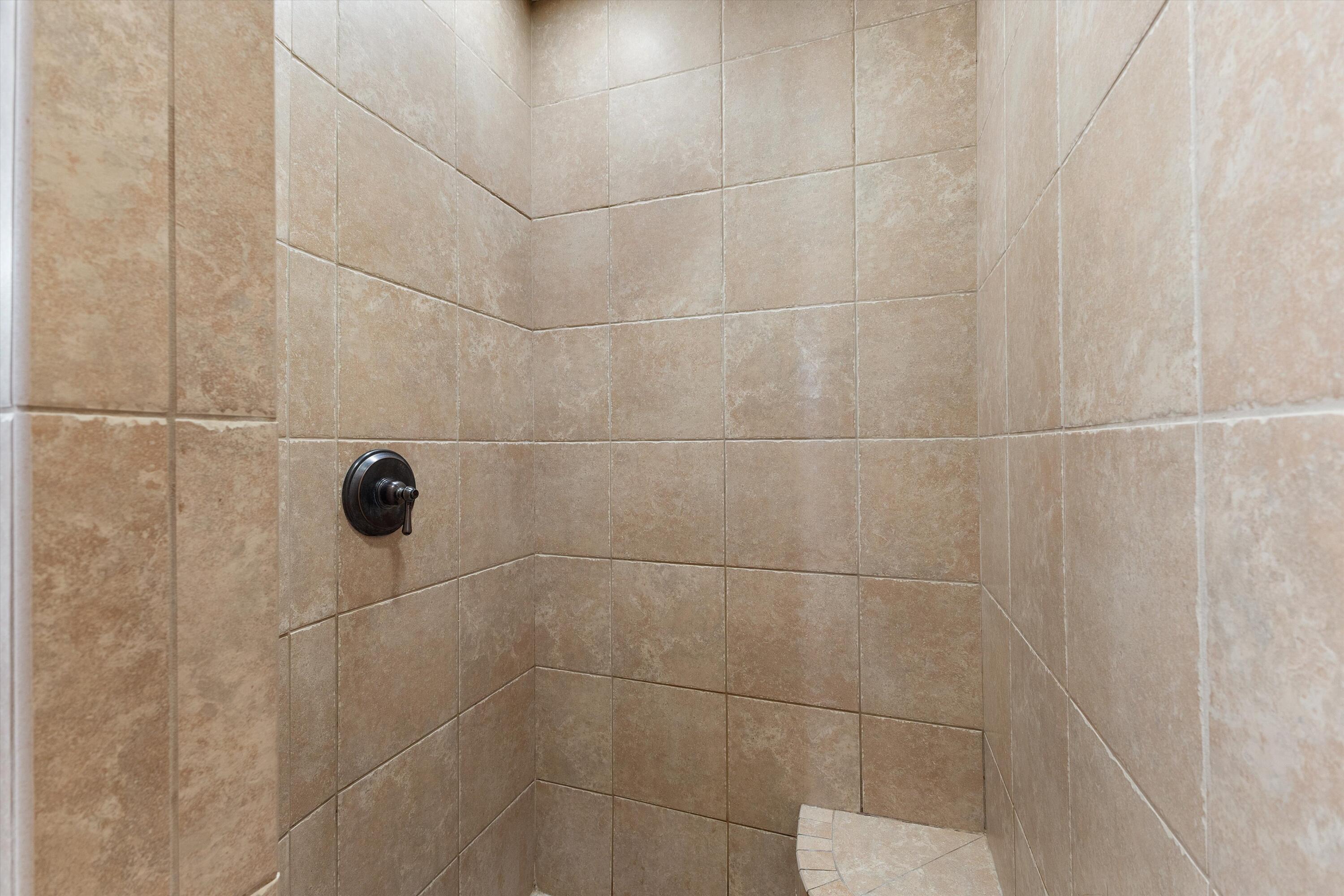 3232 Greystone Court SE