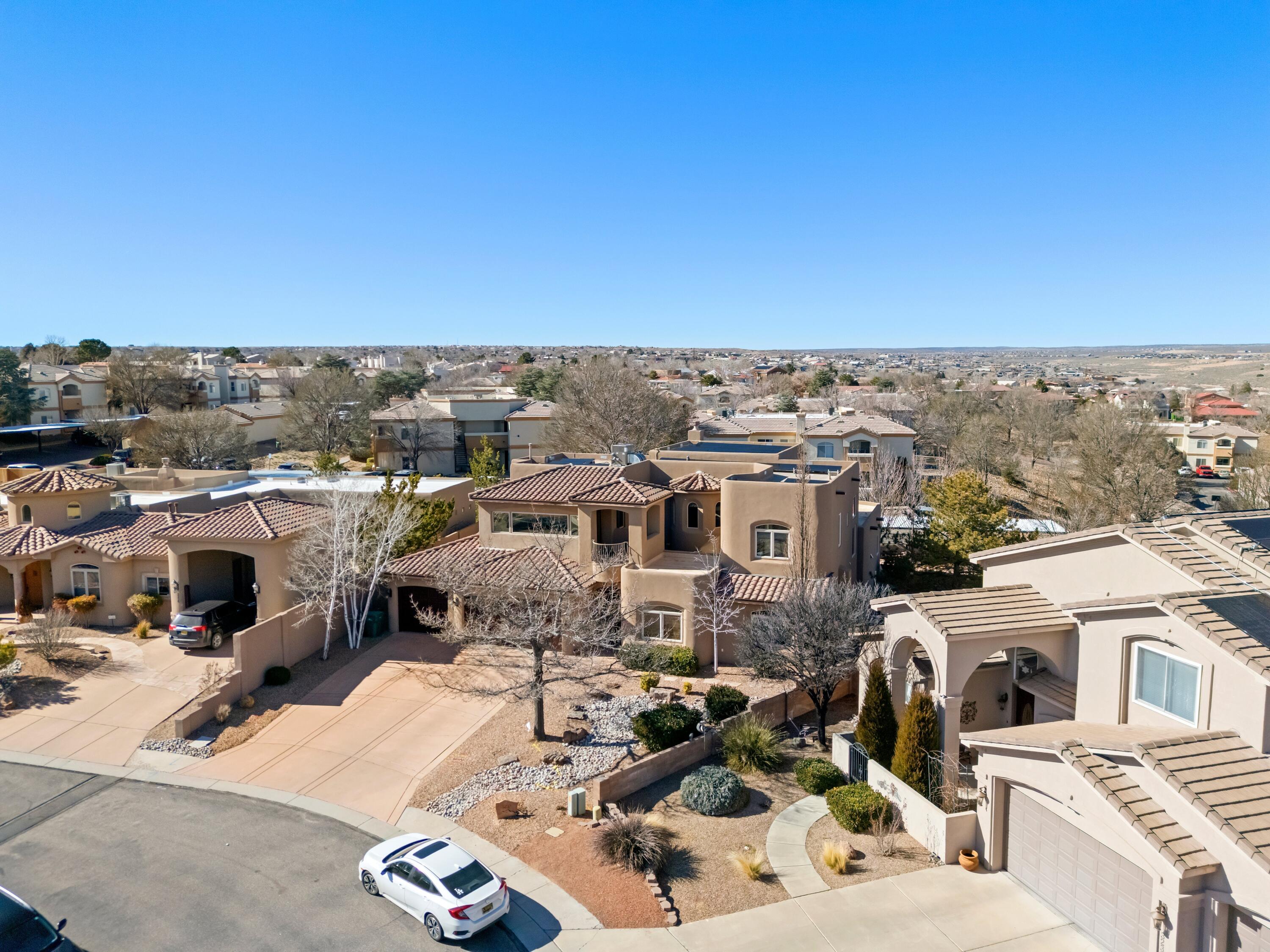 3232 Greystone Court SE