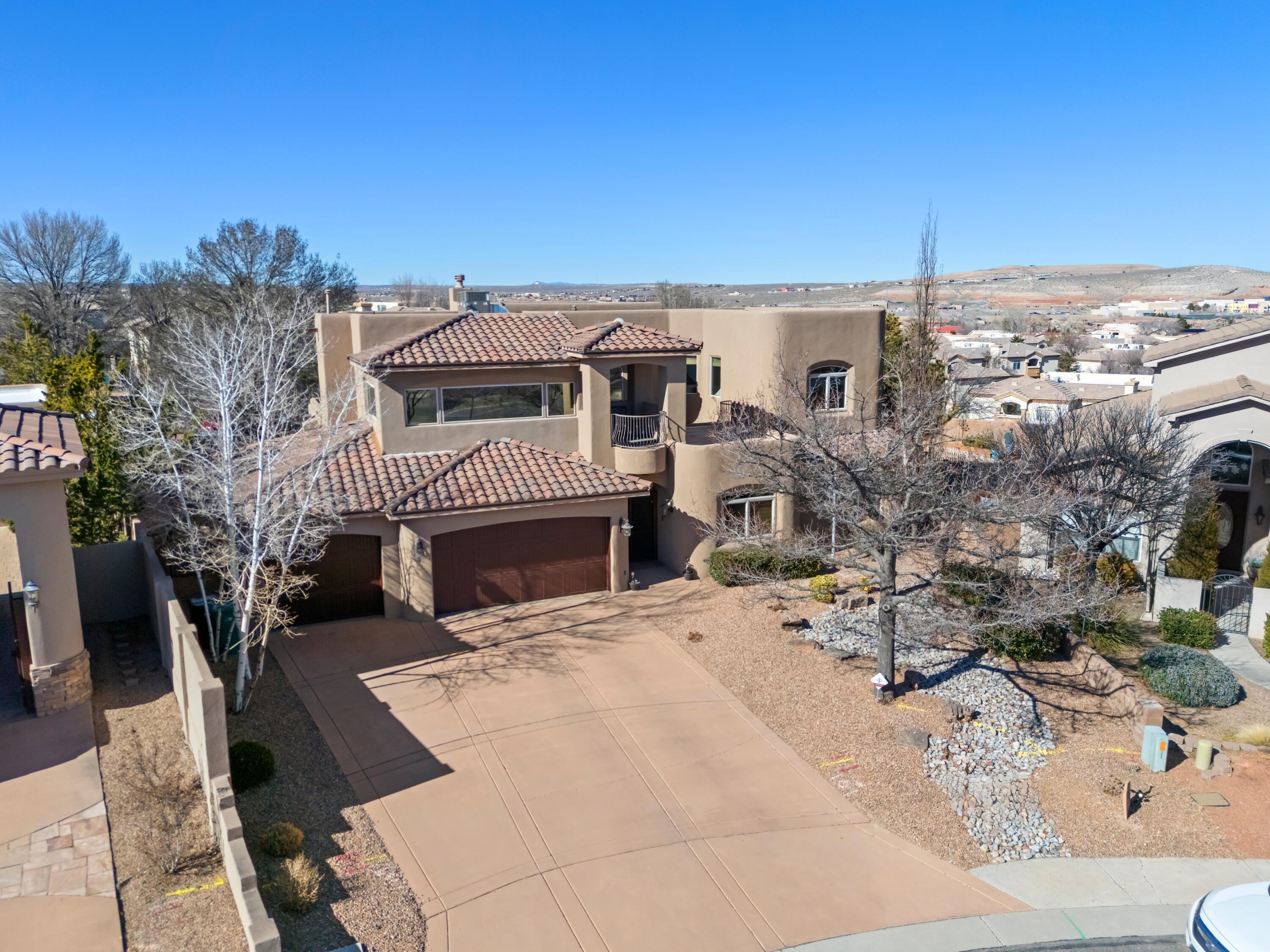 3232 Greystone Court SE