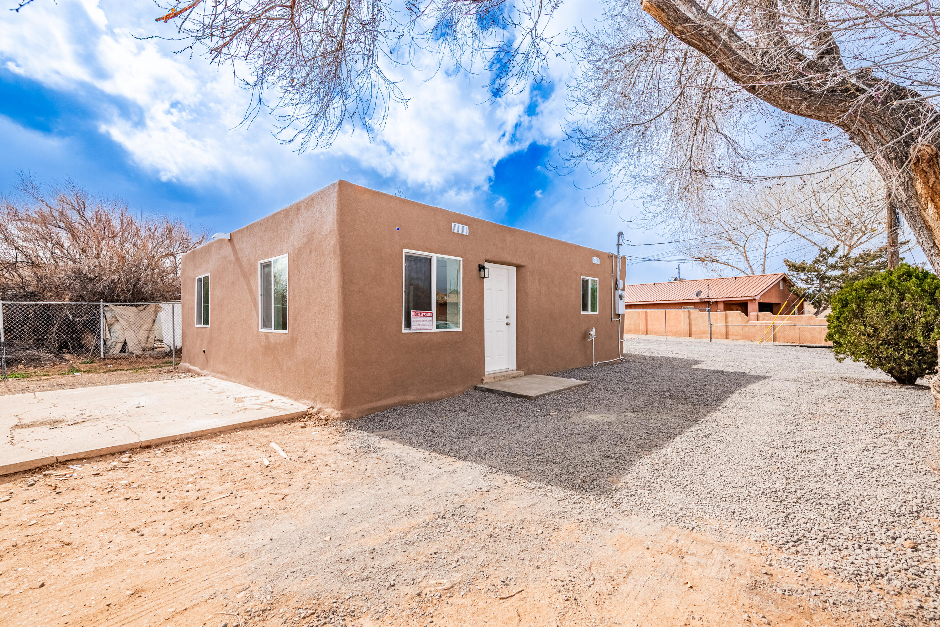 2706 Floral Road NW