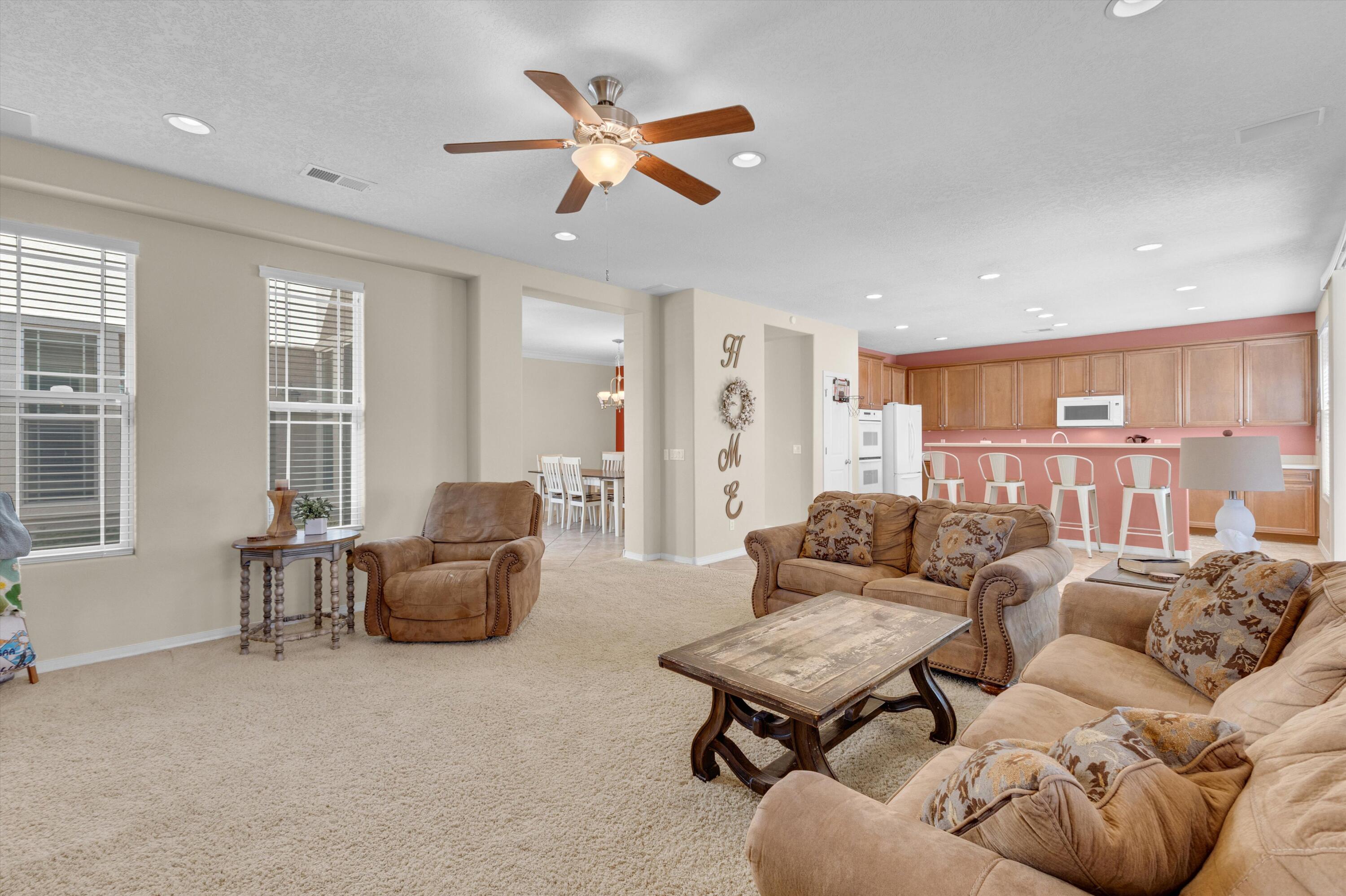 8404 Wild Dunes Avenue NW