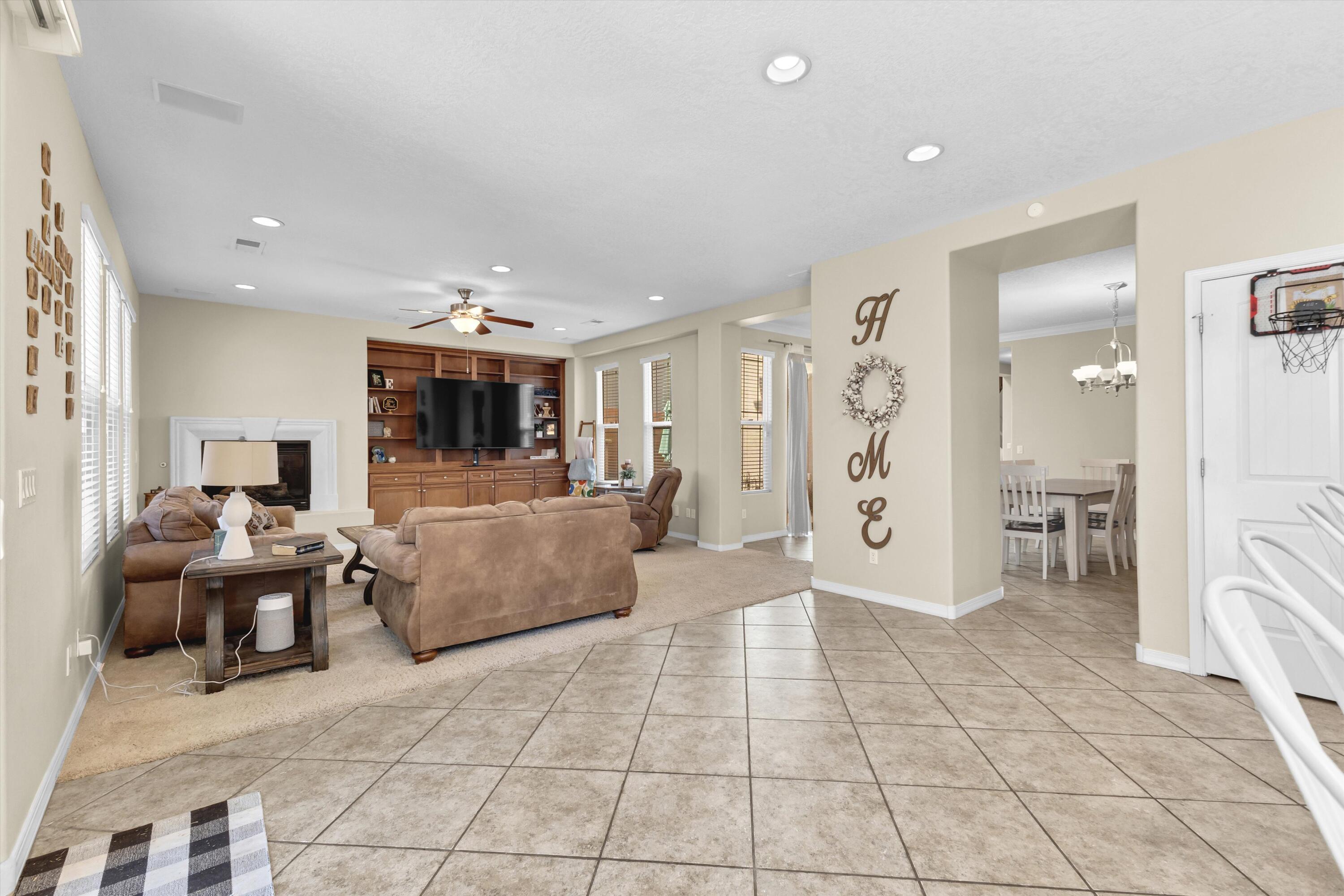 8404 Wild Dunes Avenue NW