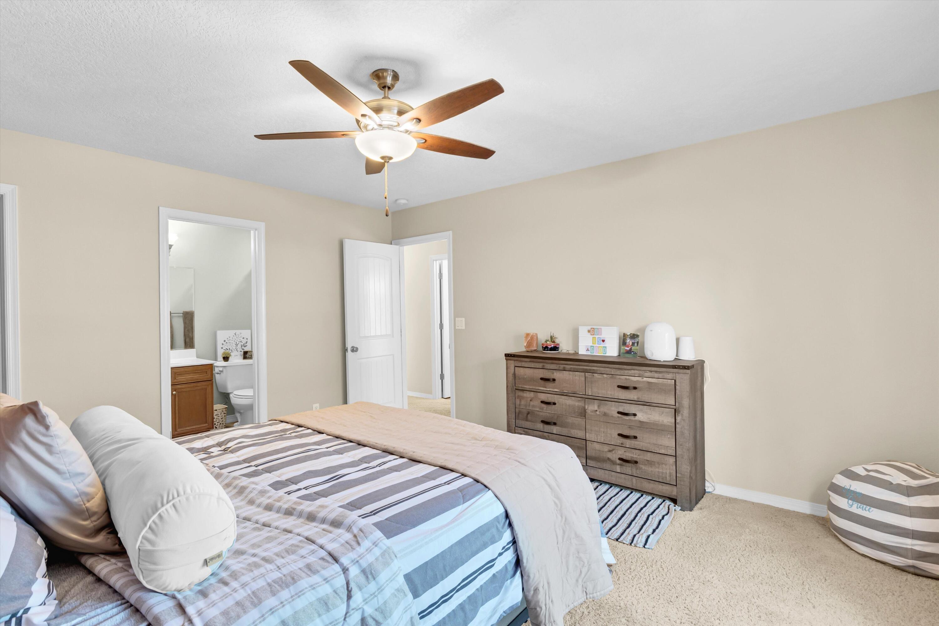 8404 Wild Dunes Avenue NW