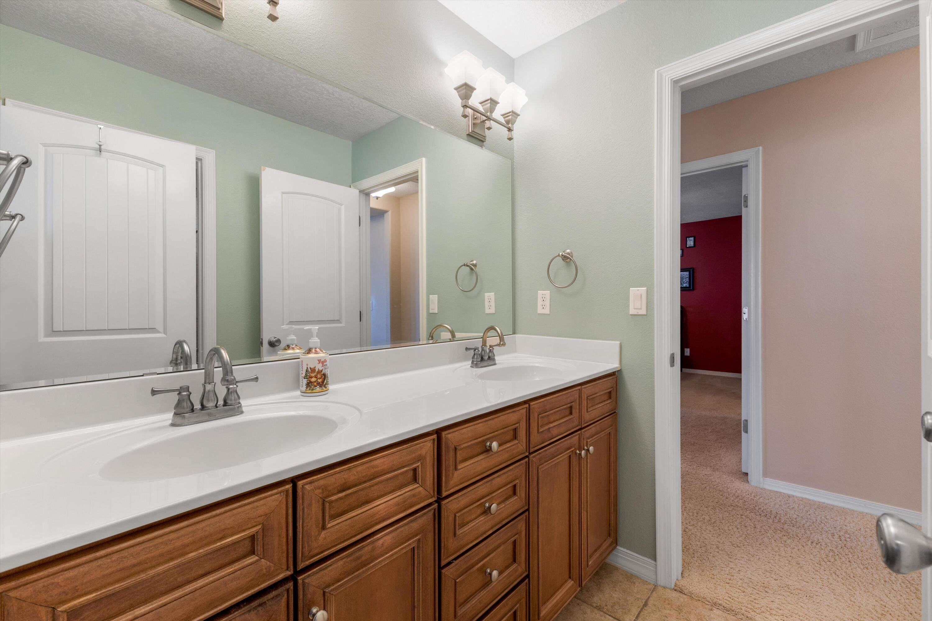 8404 Wild Dunes Avenue NW