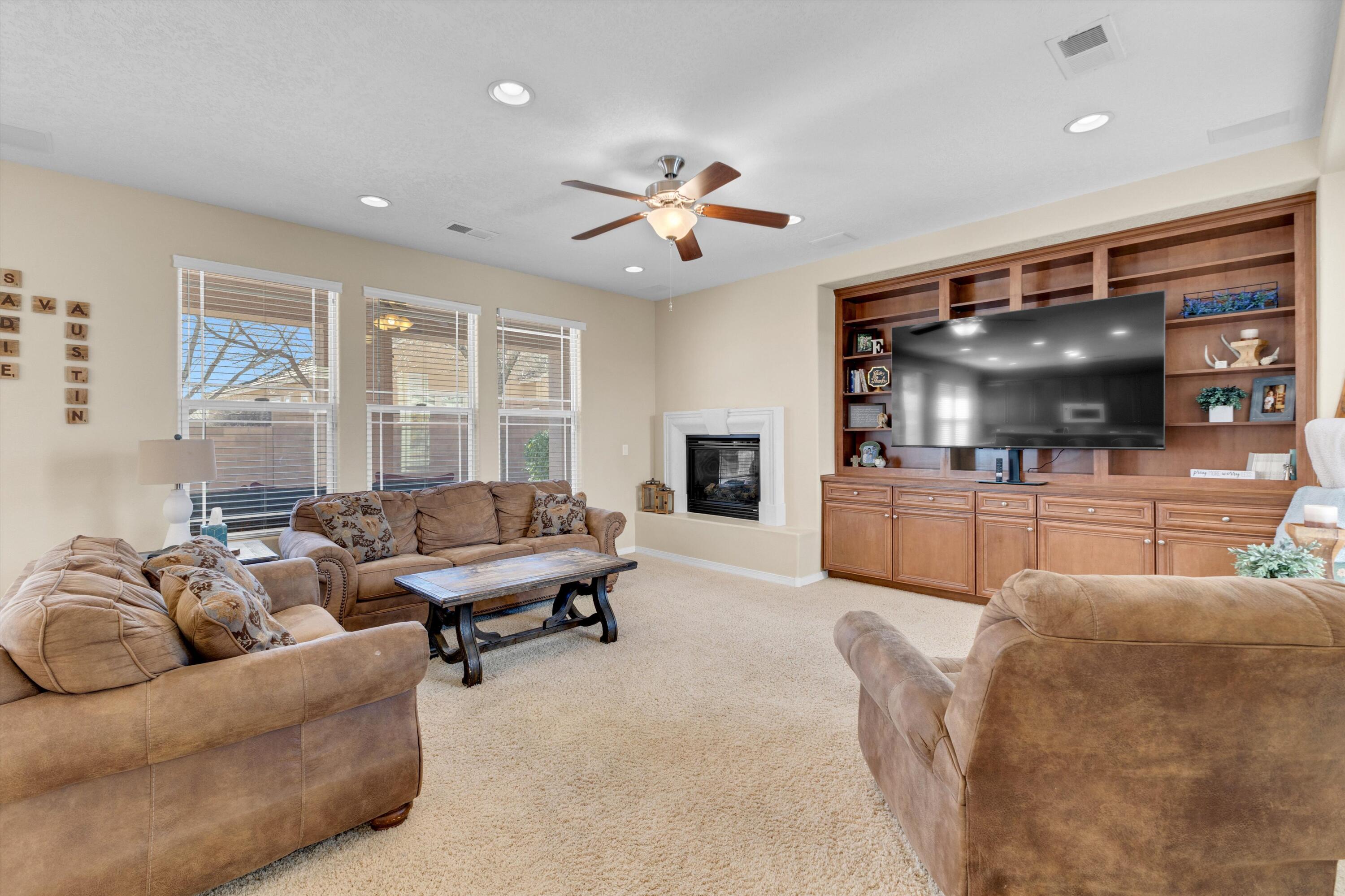 8404 Wild Dunes Avenue NW