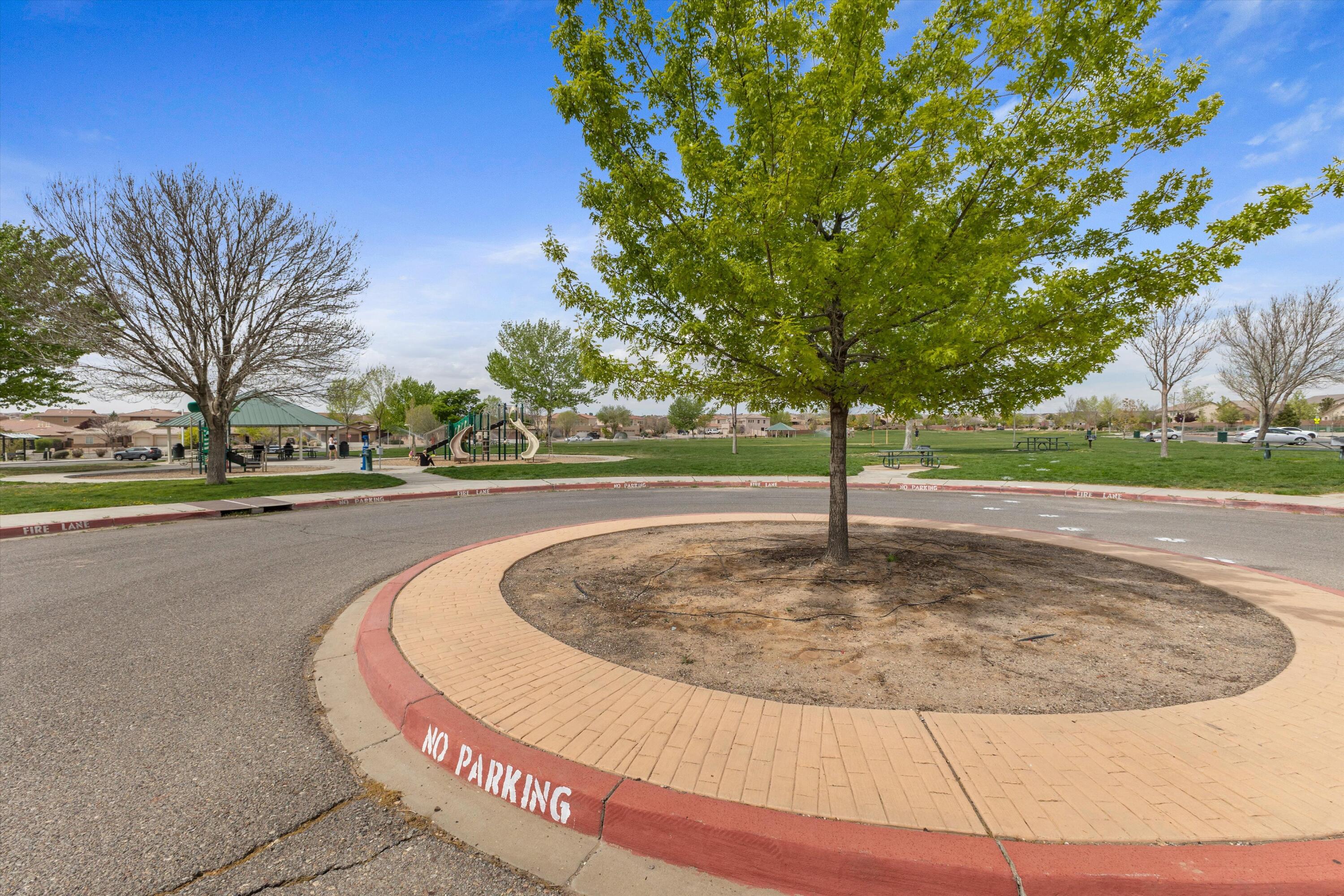 1801 Vista De Colinas Drive SE