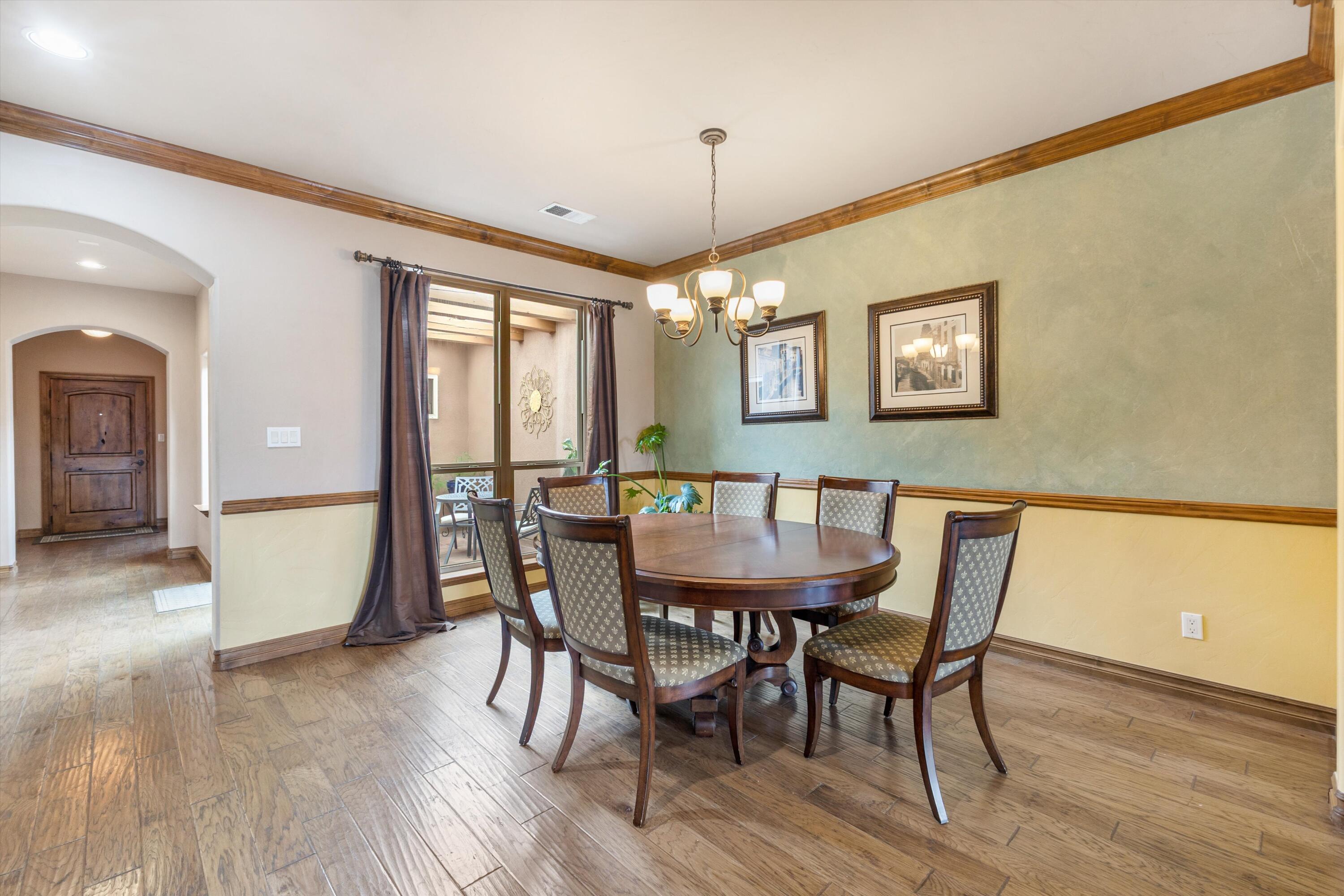 1801 Vista De Colinas Drive SE