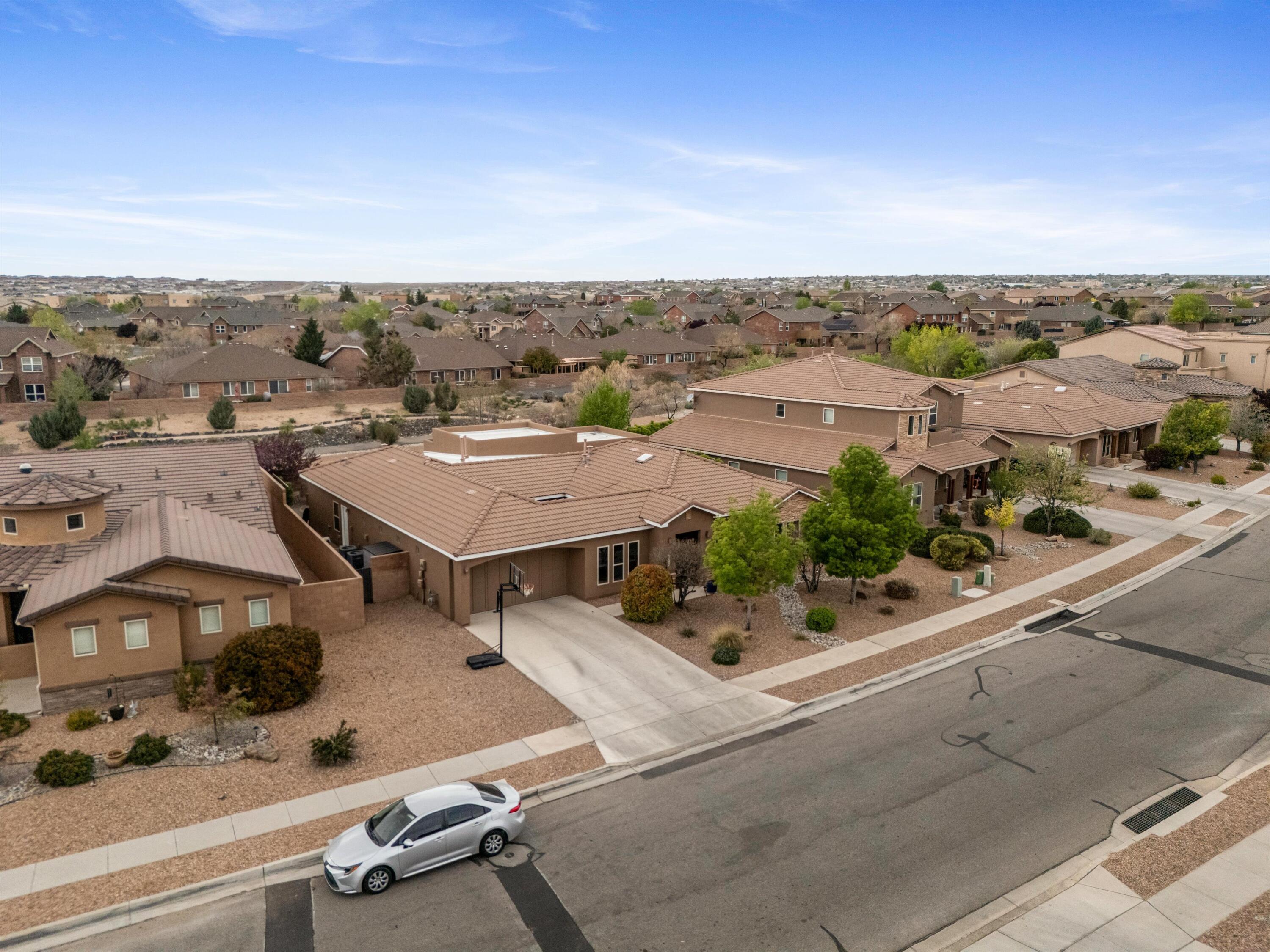 1801 Vista De Colinas Drive SE