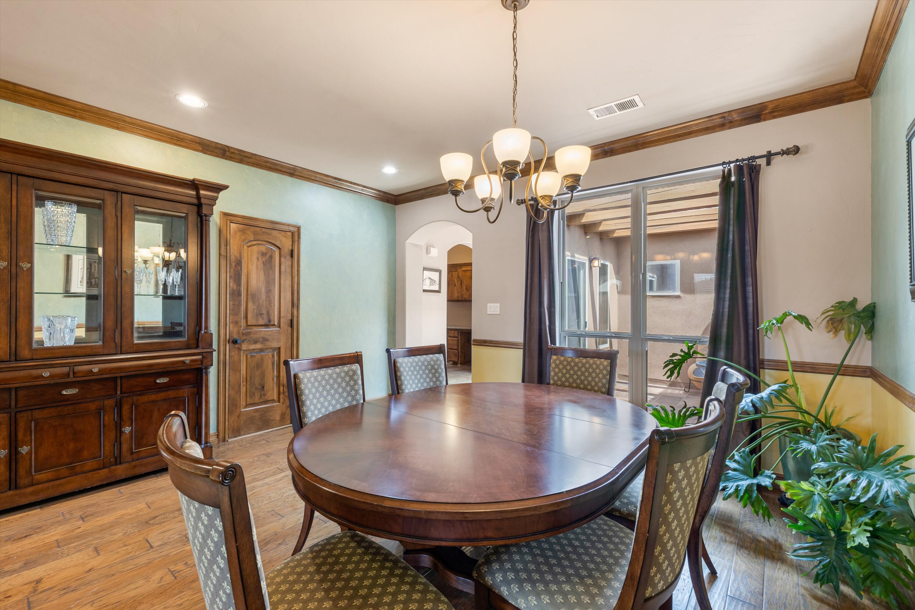 1801 Vista De Colinas Drive SE