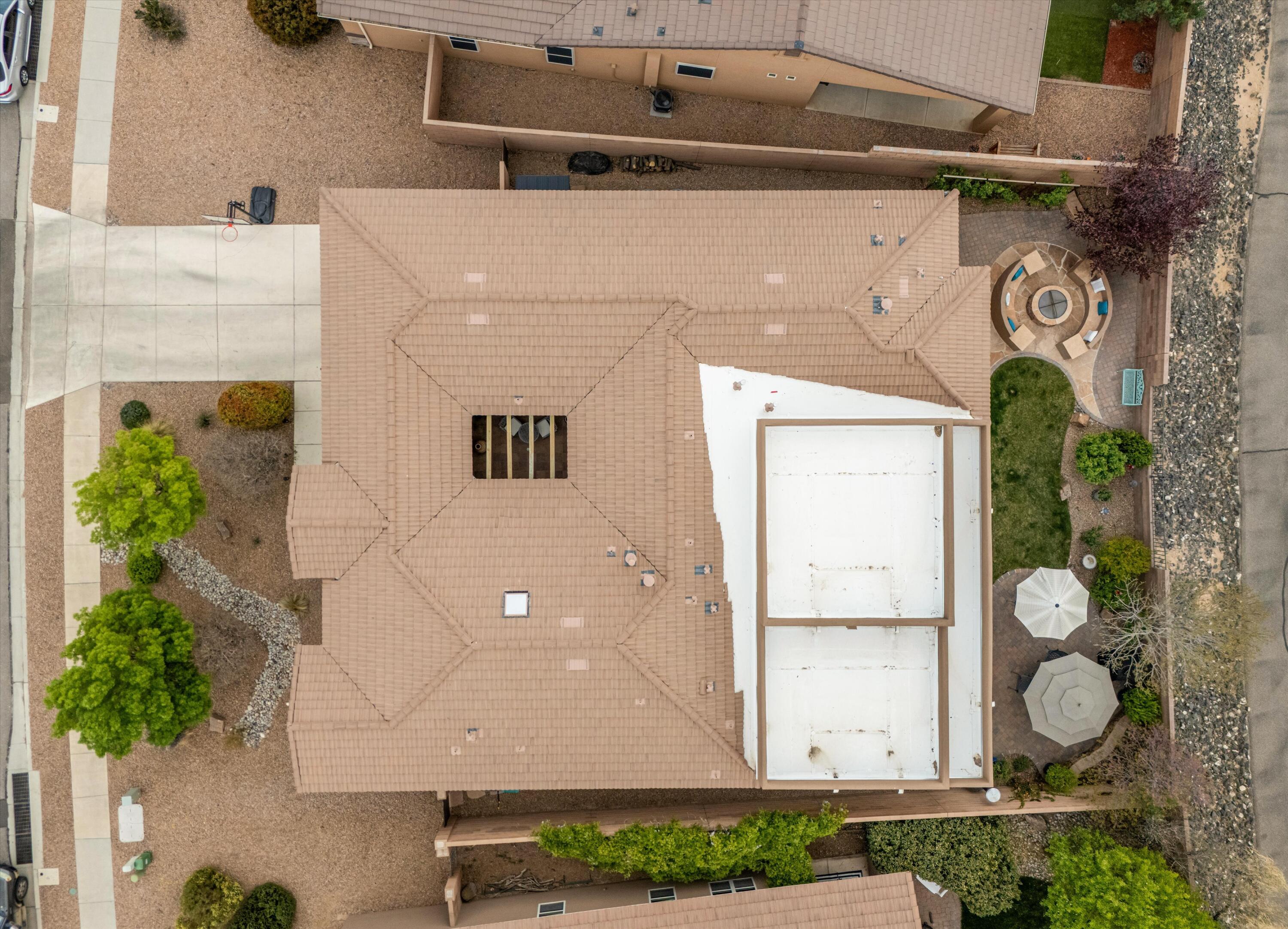 1801 Vista De Colinas Drive SE