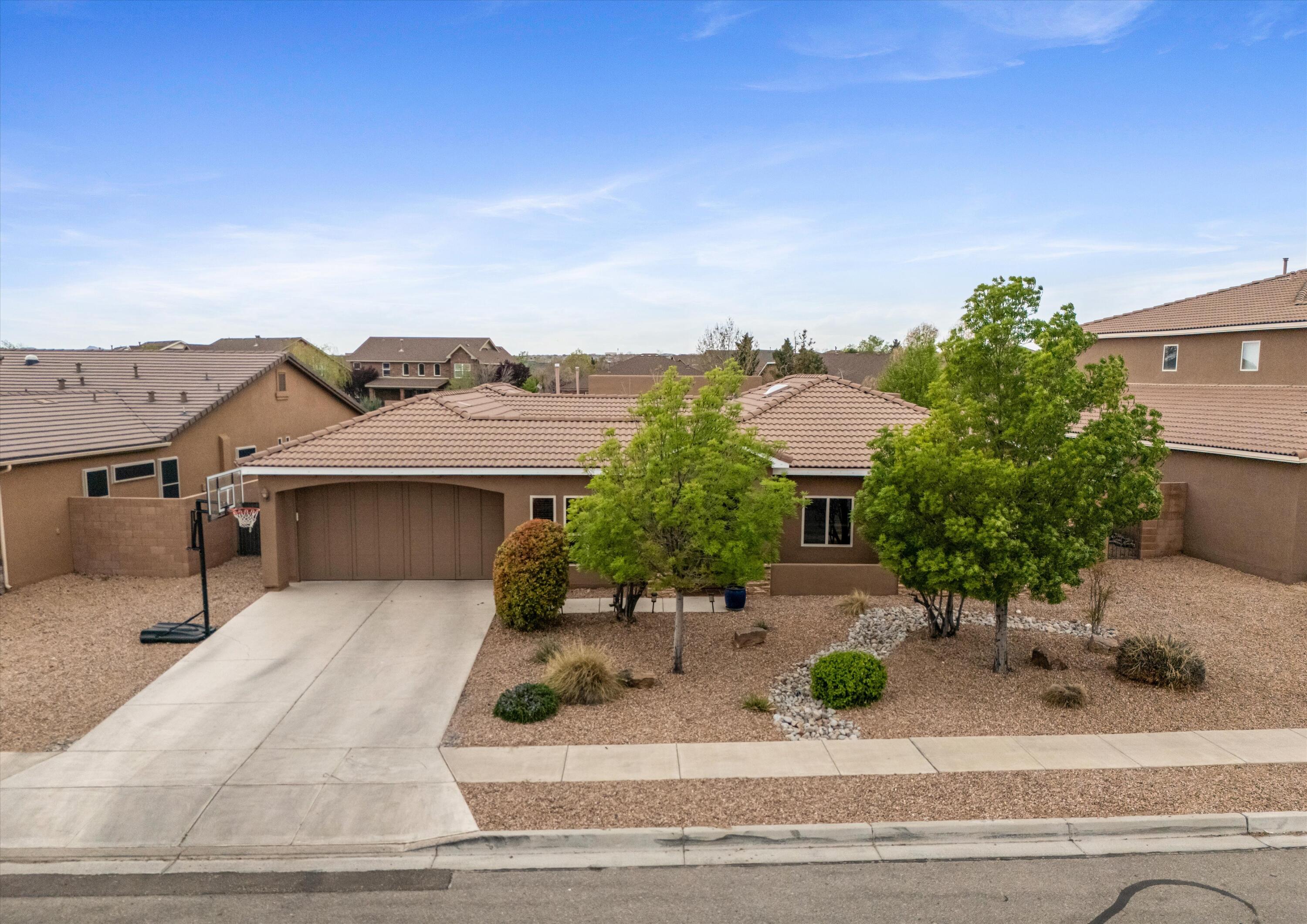 1801 Vista De Colinas Drive SE