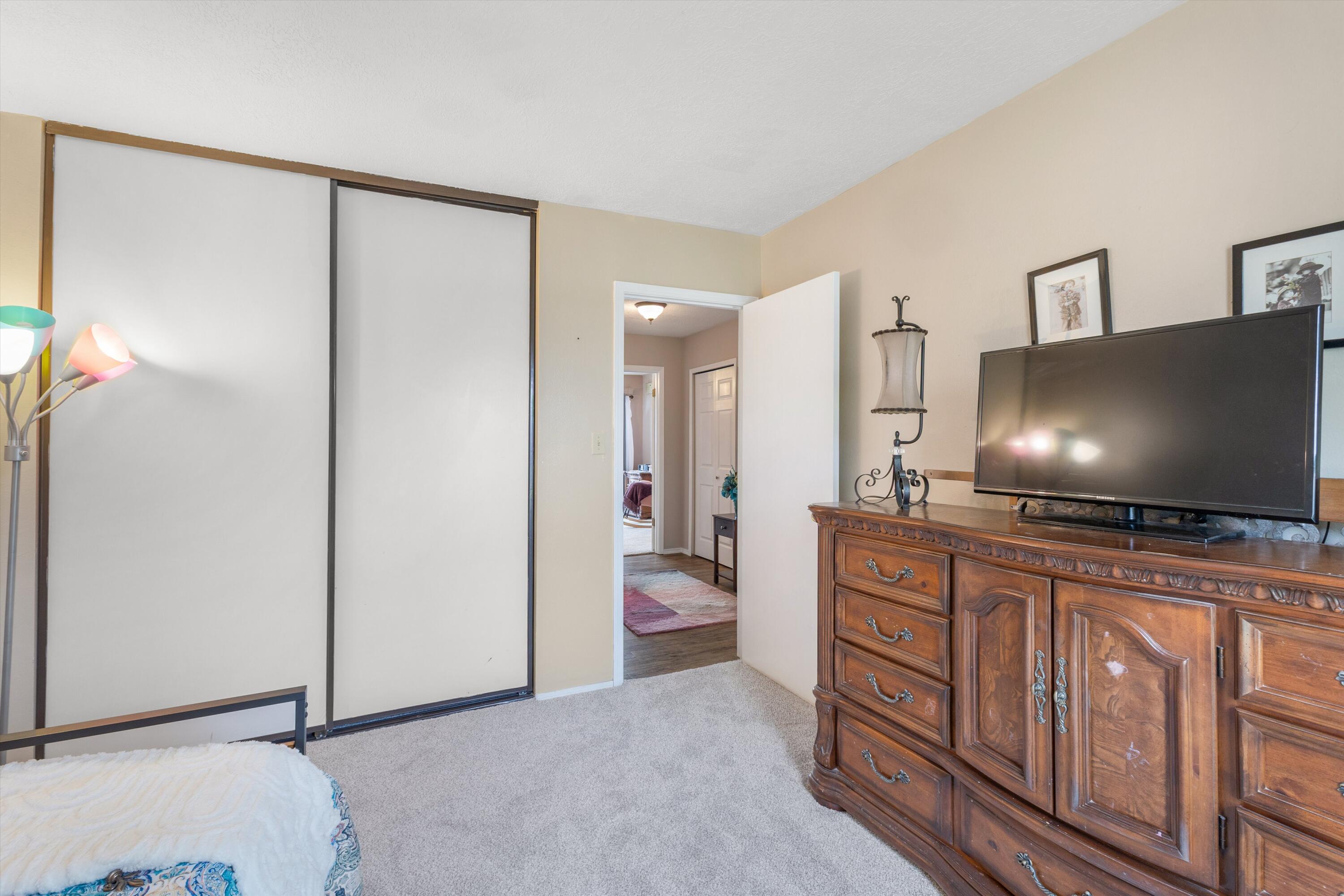 89 Wyoming Autumn Road NE