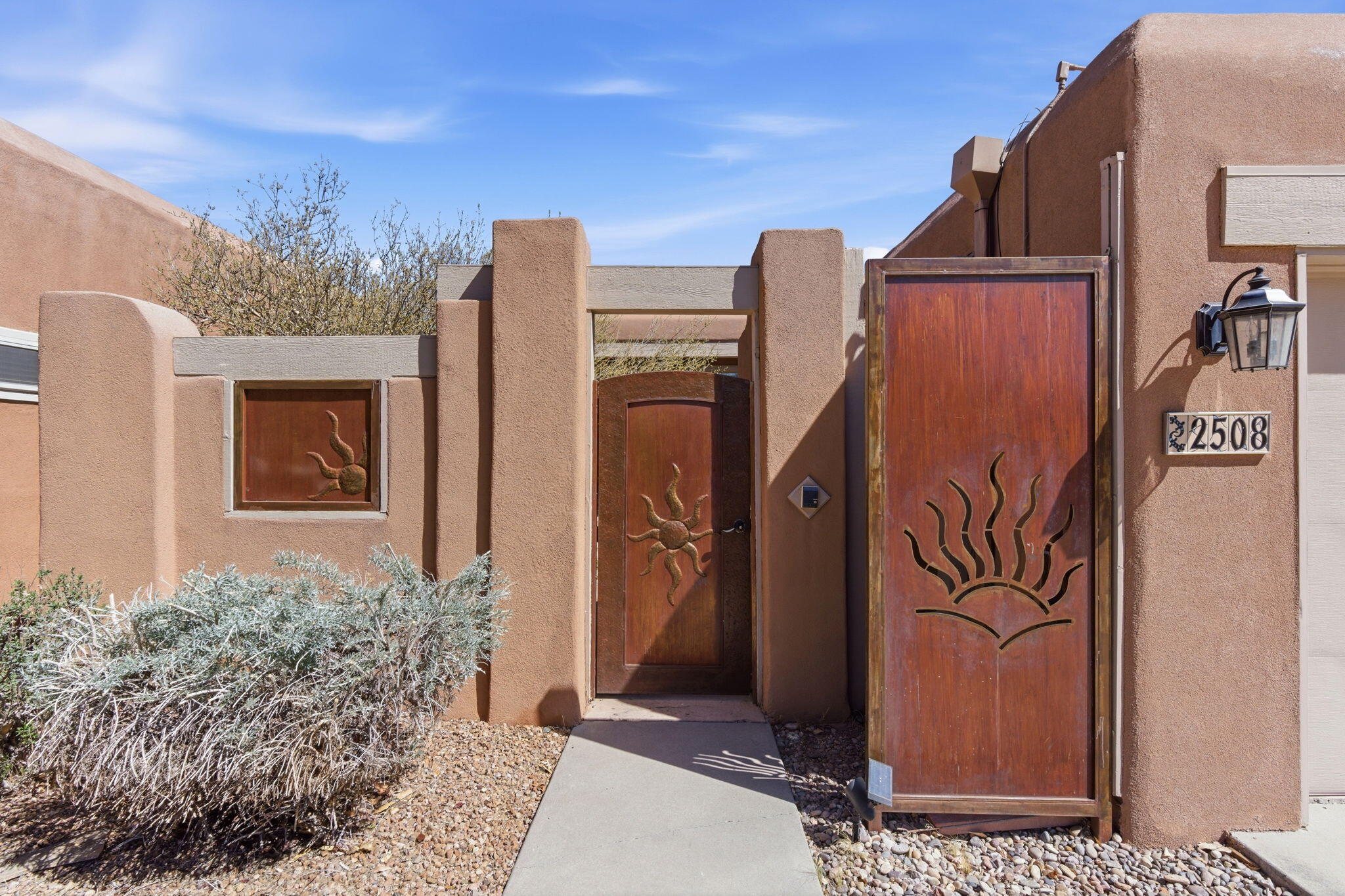 2508 Don Pedro NW