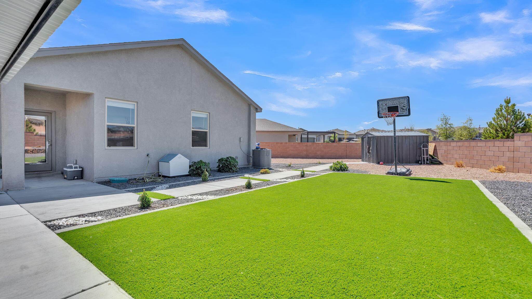 10687 Valedon Lane SW