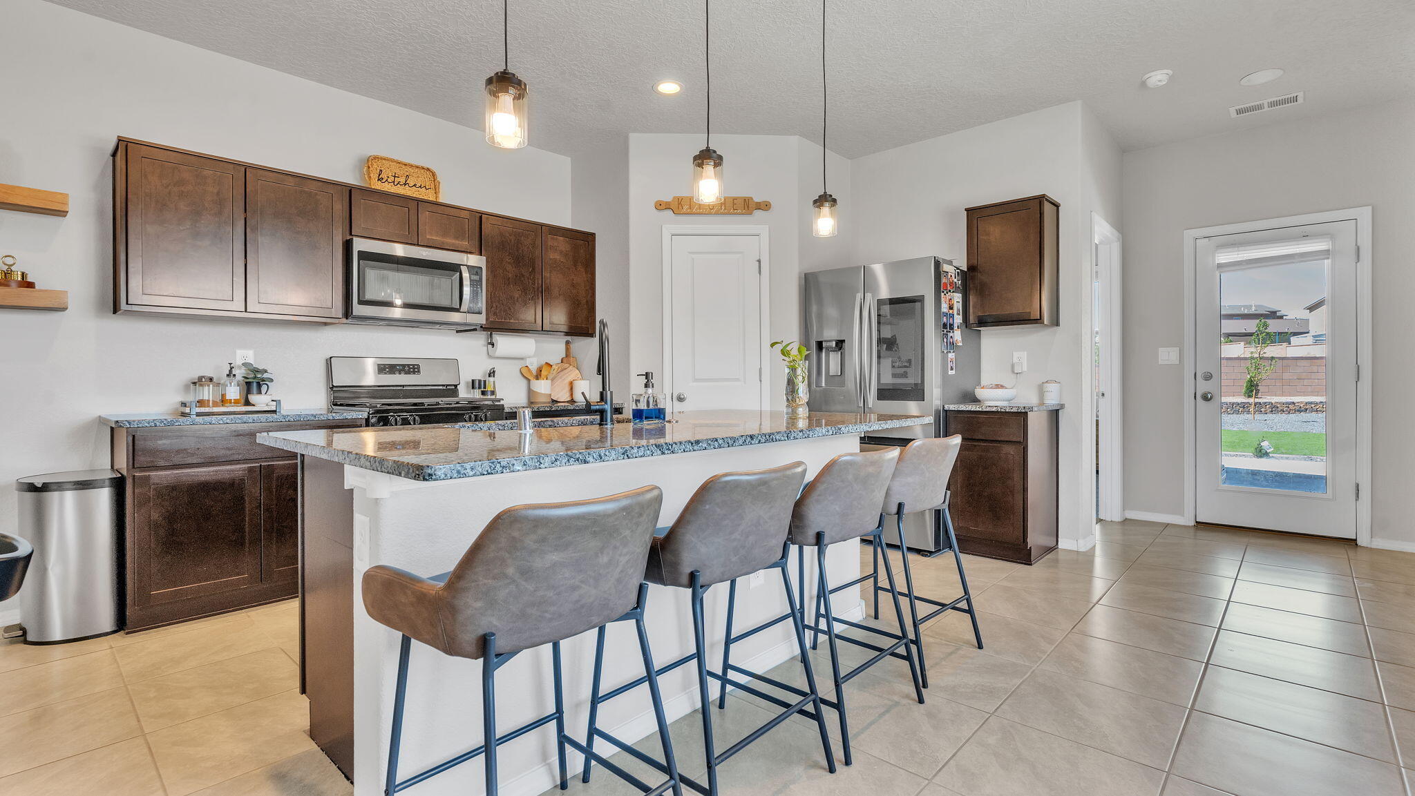 10687 Valedon Lane SW