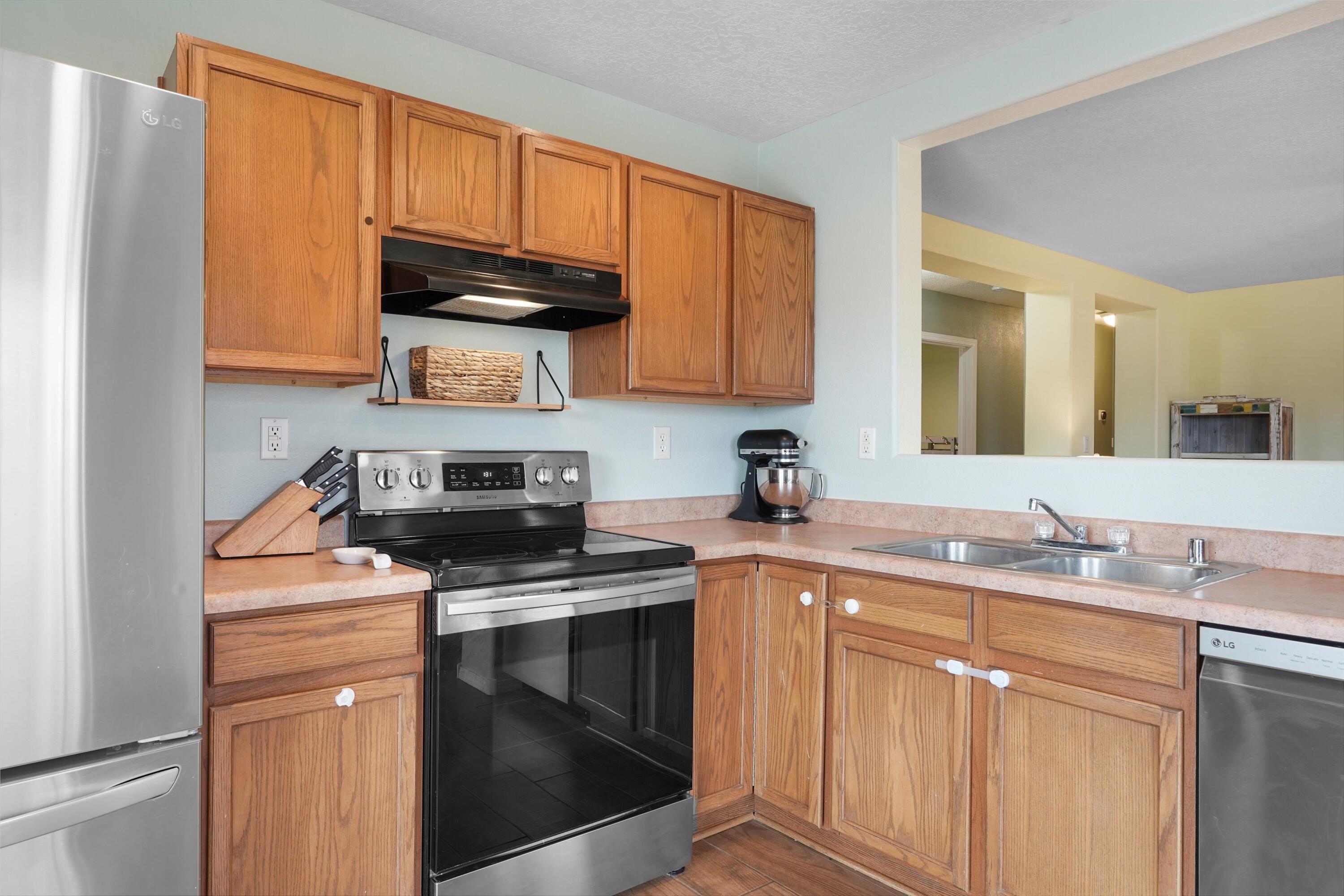 3544 Clear Creek Road NE