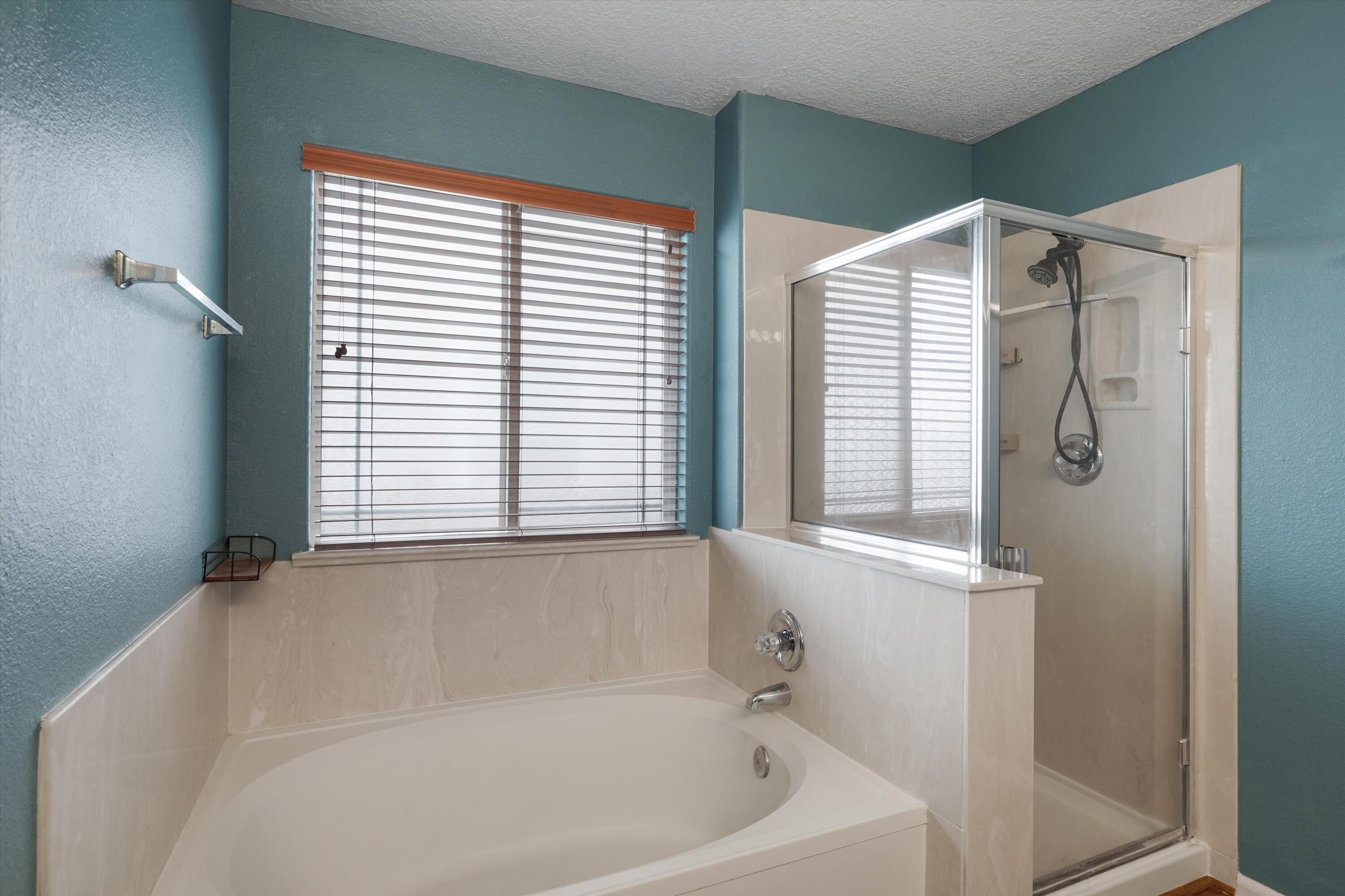 3544 Clear Creek Road NE