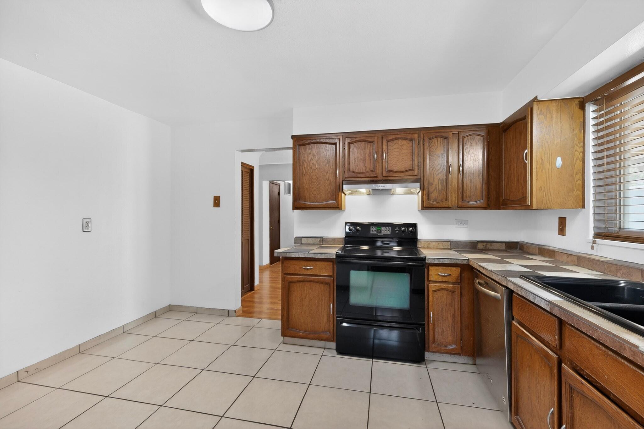 2008 Muriel Street NE