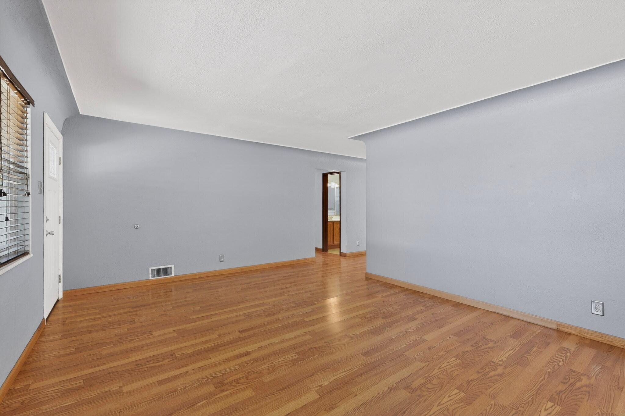 2008 Muriel Street NE
