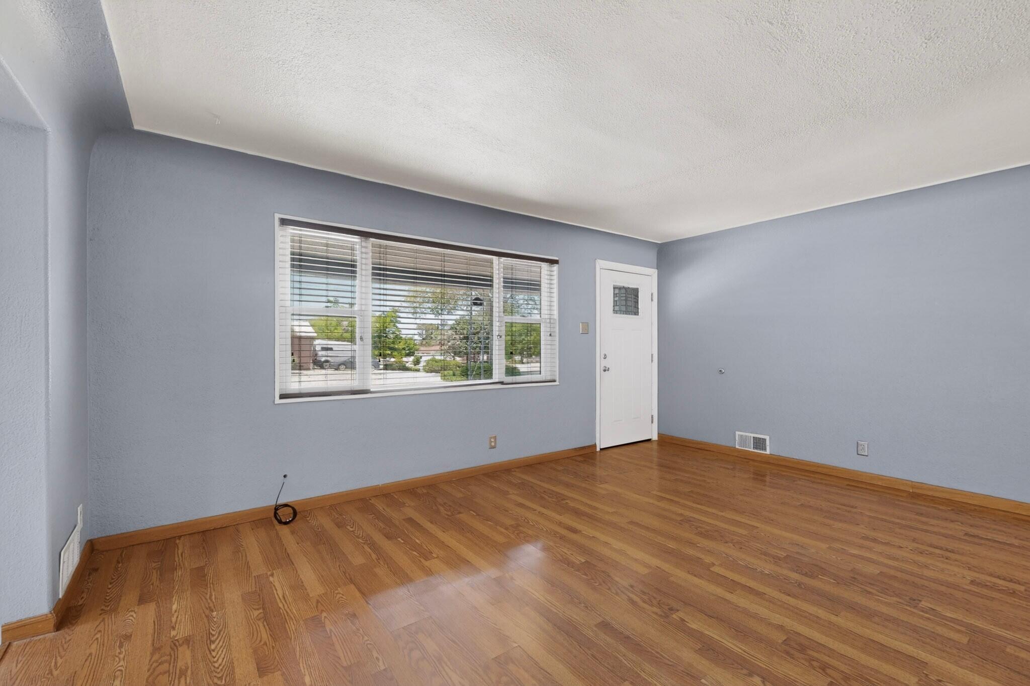 2008 Muriel Street NE