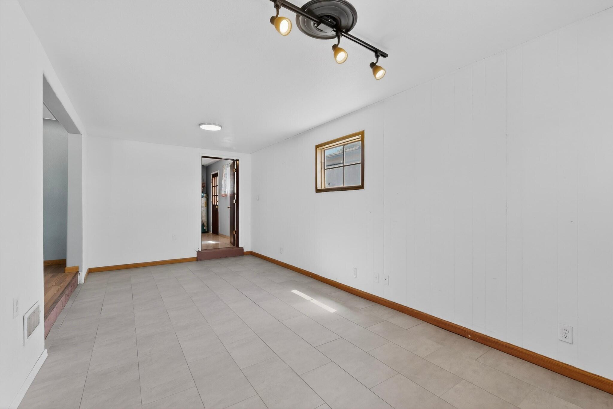 2008 Muriel Street NE