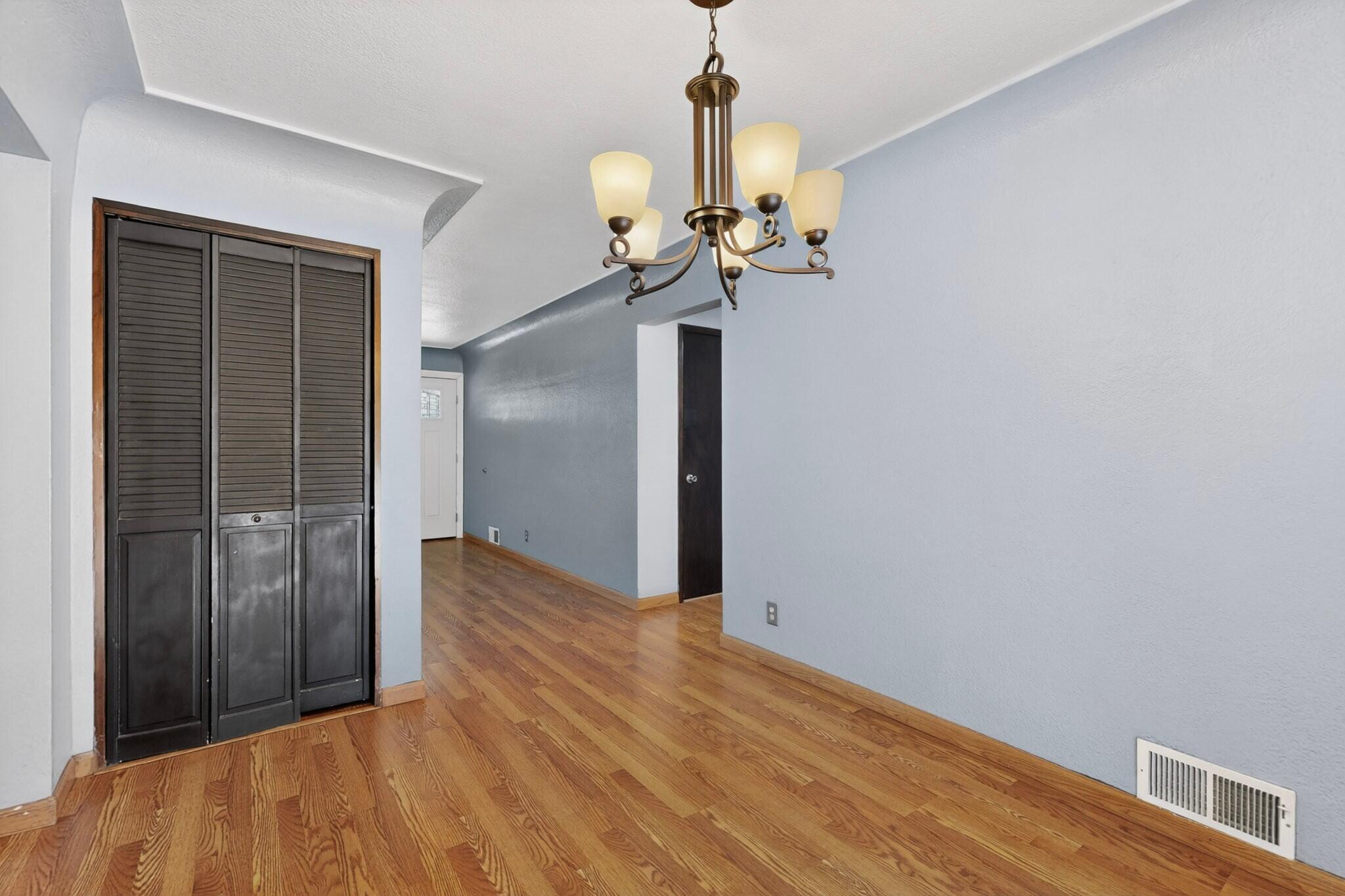 2008 Muriel Street NE