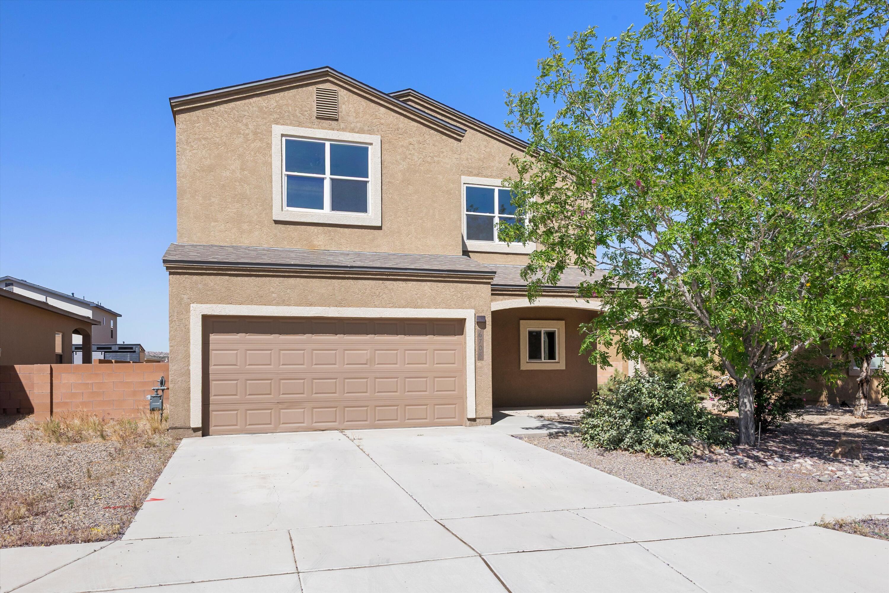 6708 Mountain Hawk Loop NE