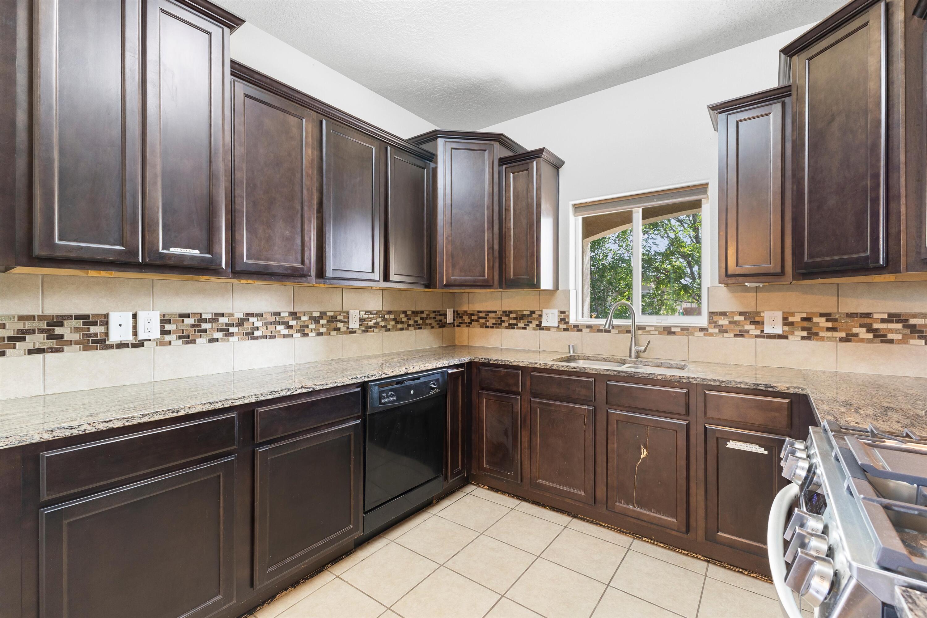 6708 Mountain Hawk Loop NE
