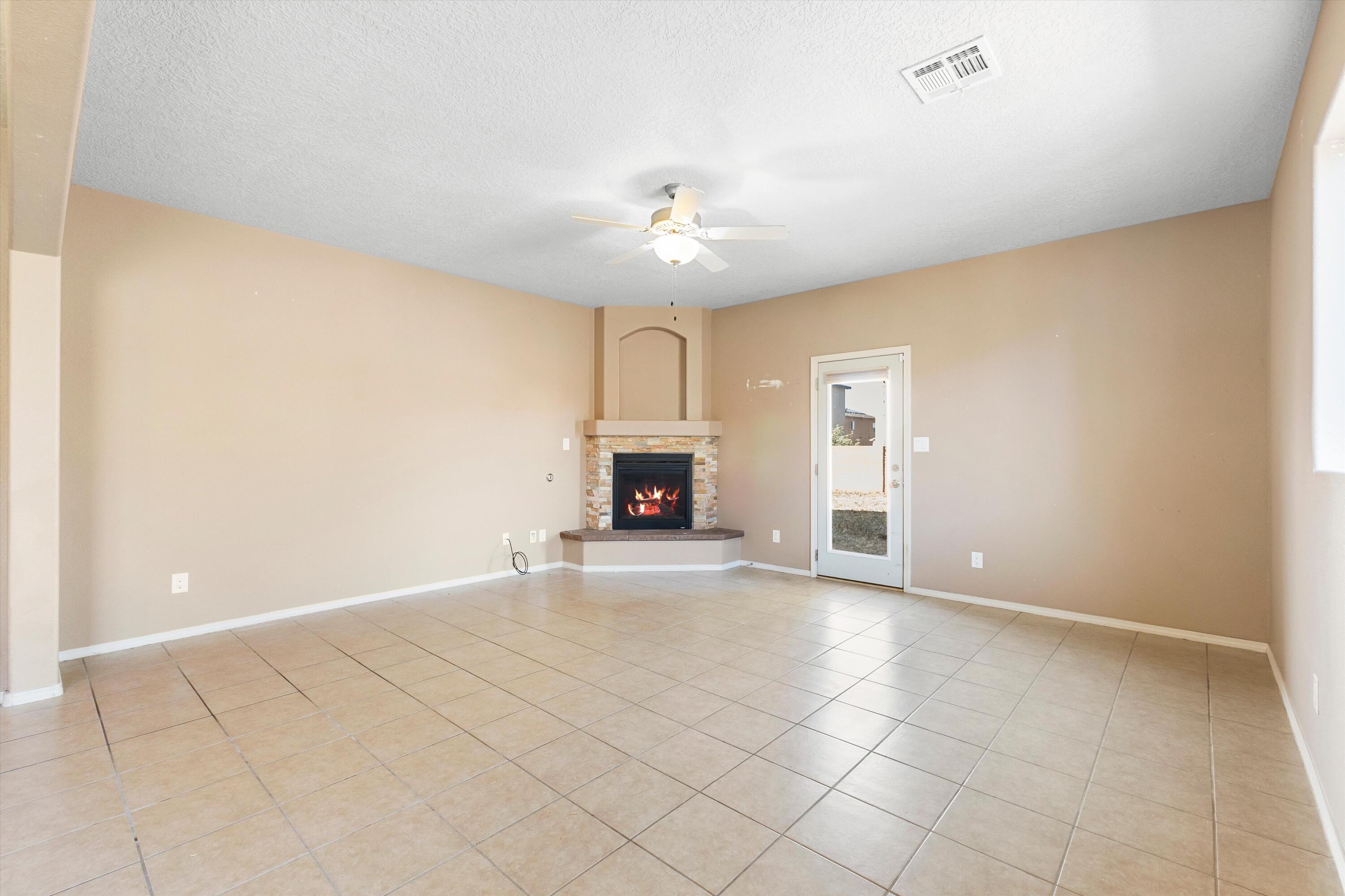 6708 Mountain Hawk Loop NE
