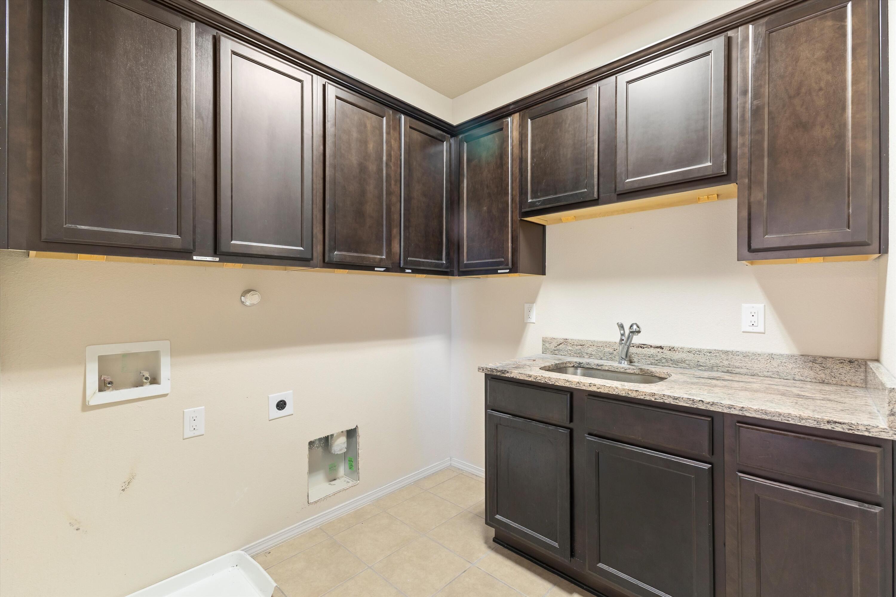 6708 Mountain Hawk Loop NE