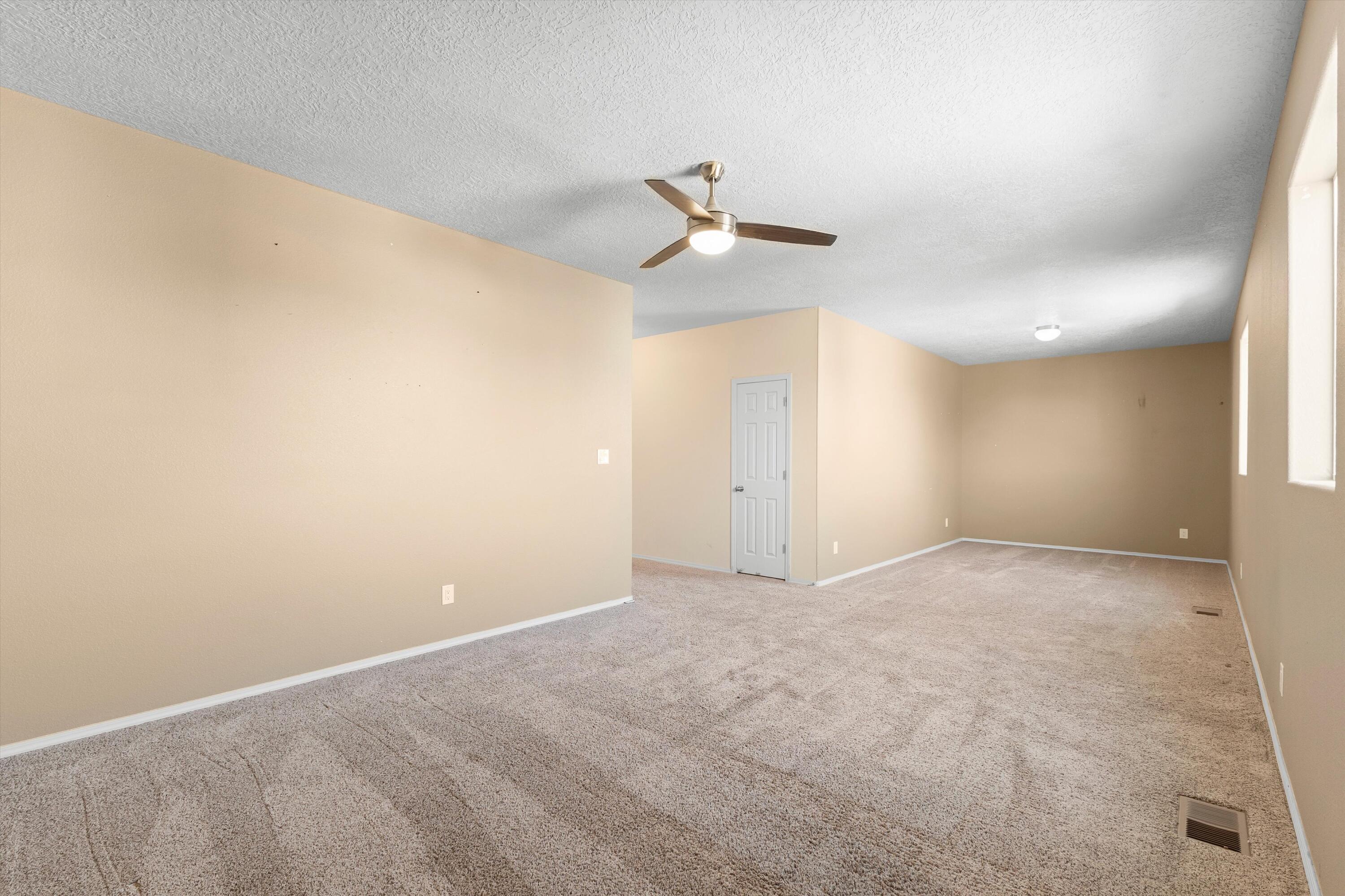 6708 Mountain Hawk Loop NE