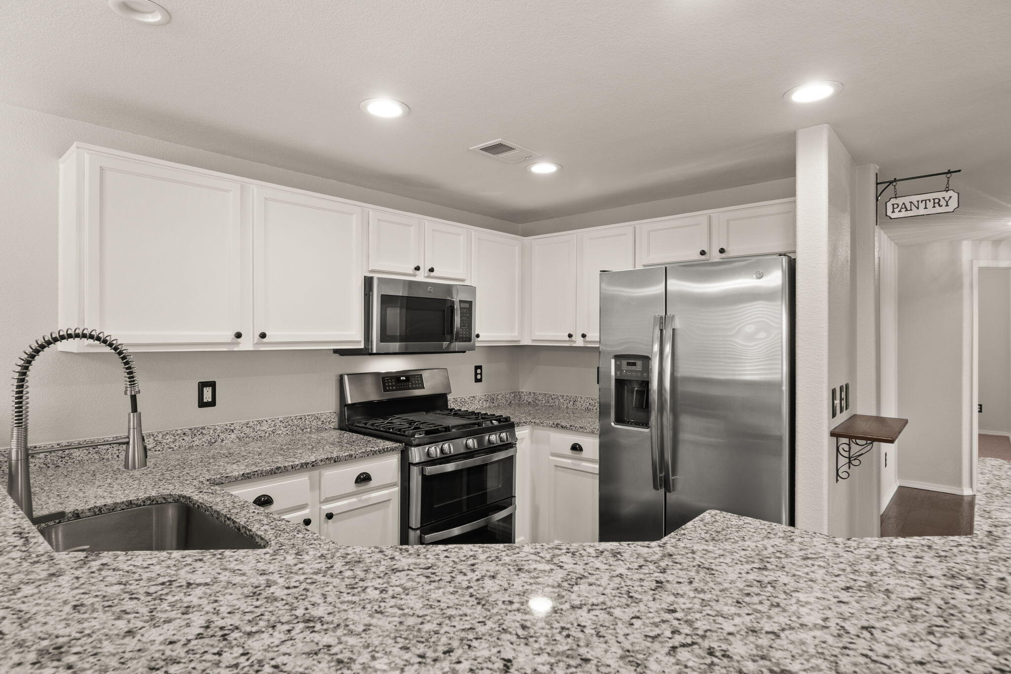 6800 Vista Del Norte Drive NE #1224