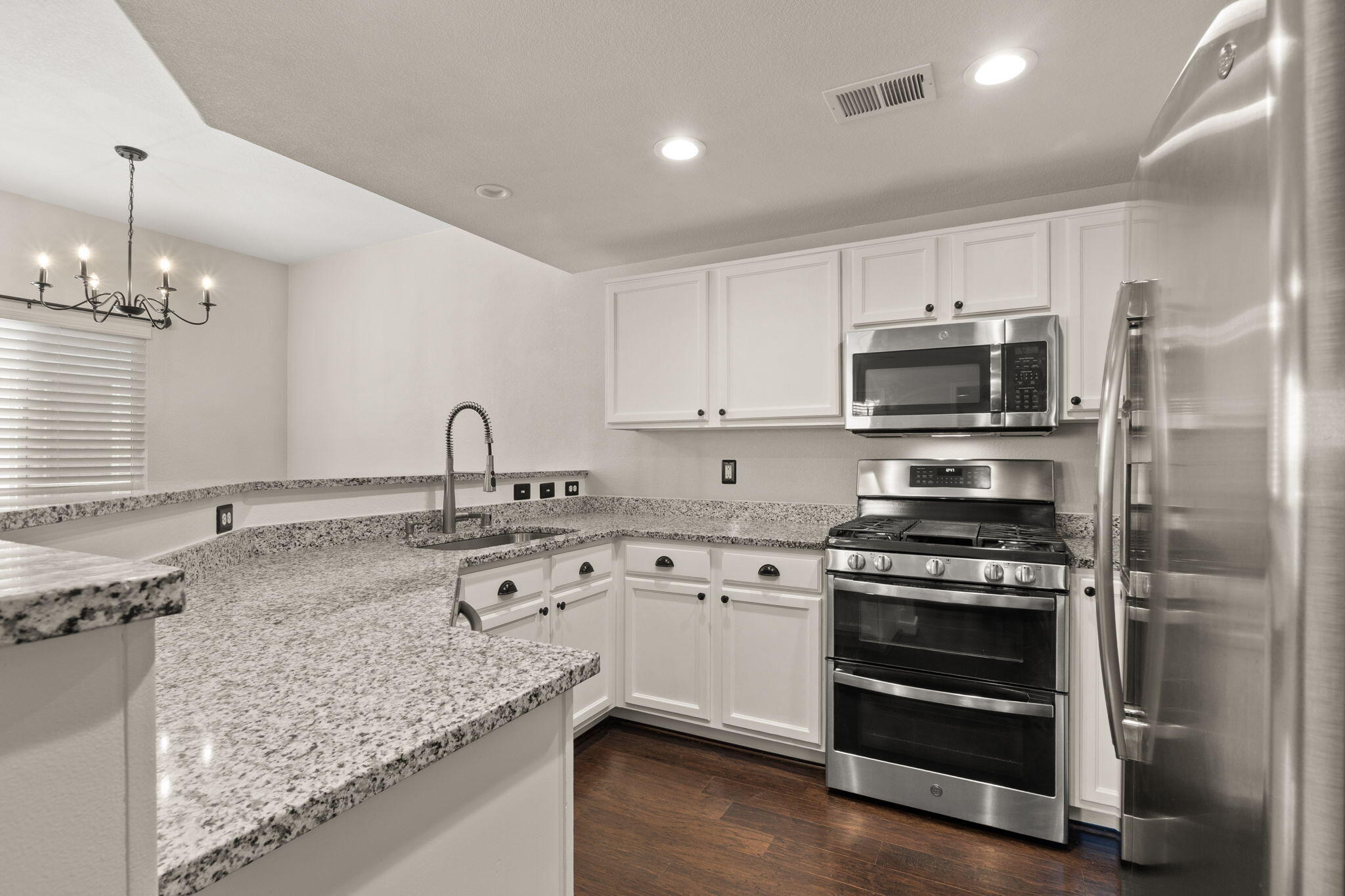 6800 Vista Del Norte Drive NE #1224
