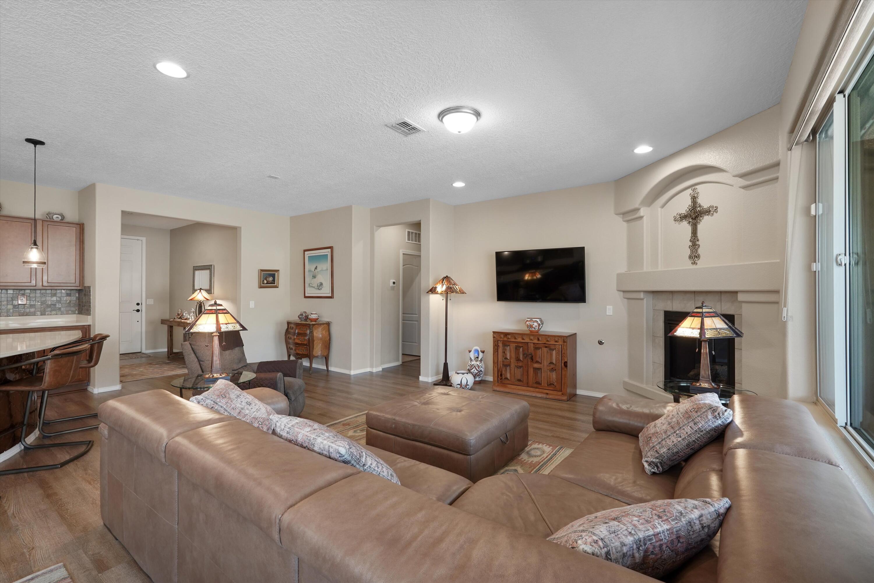 1805 Pebble Creek Trail NW