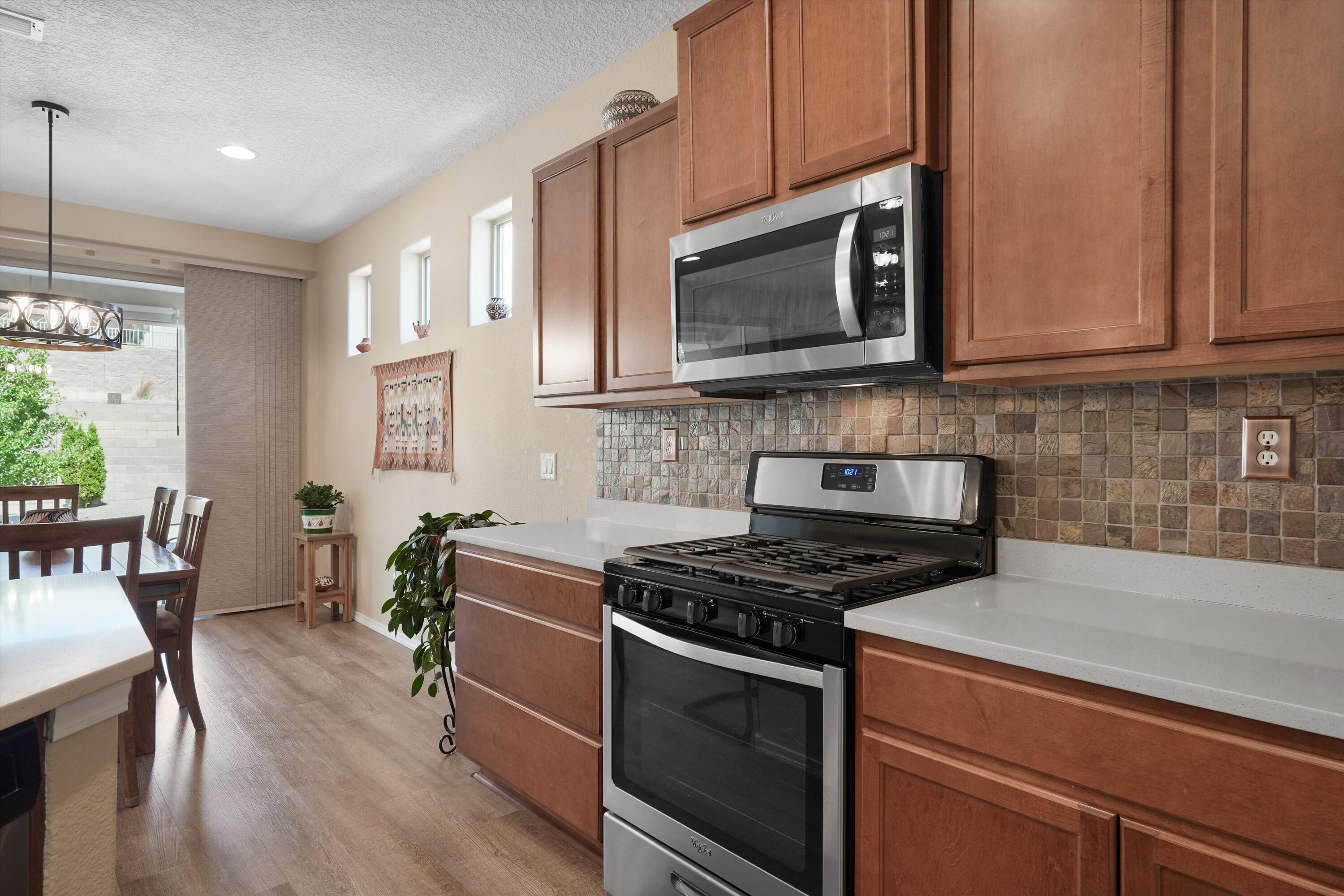 1805 Pebble Creek Trail NW