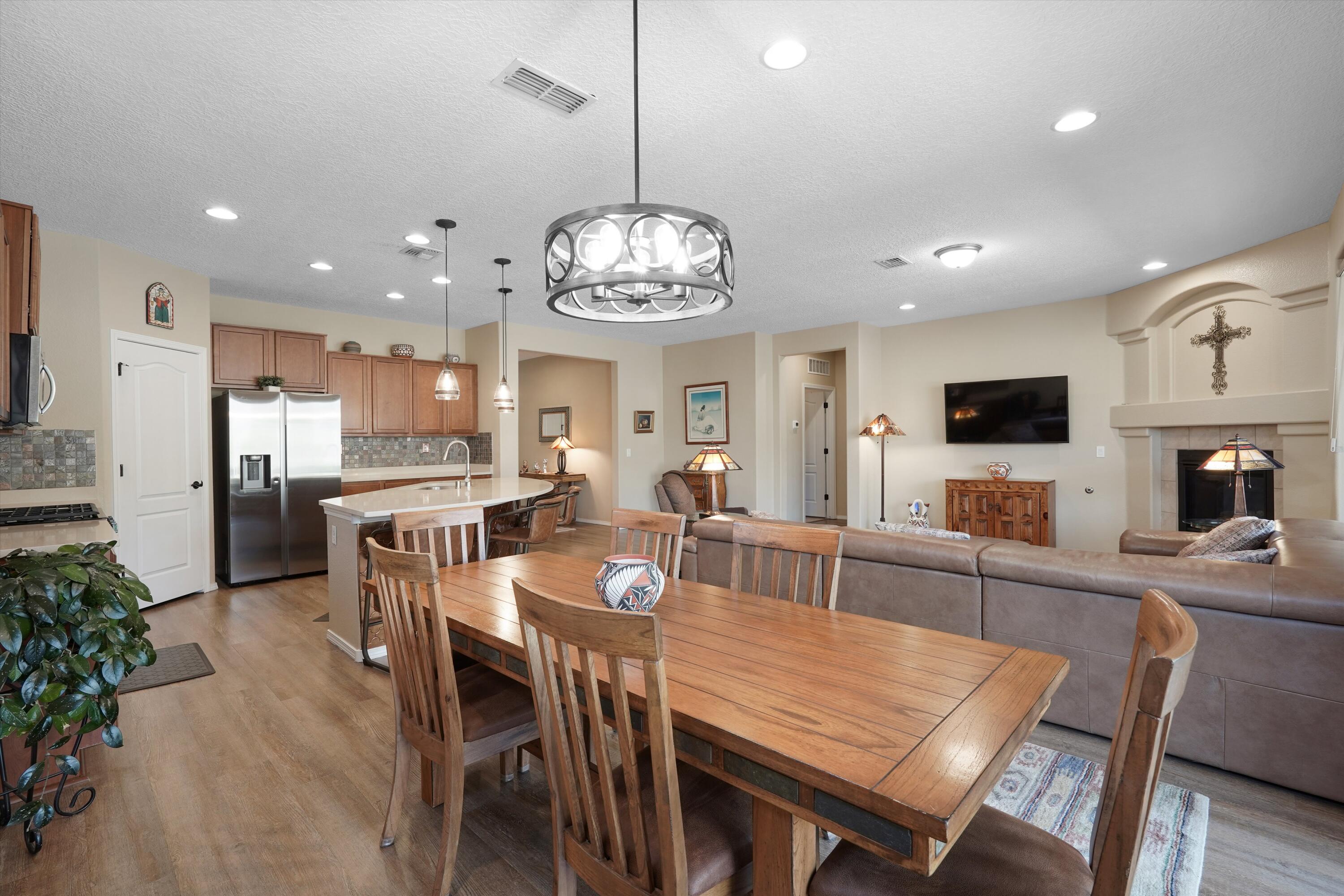 1805 Pebble Creek Trail NW