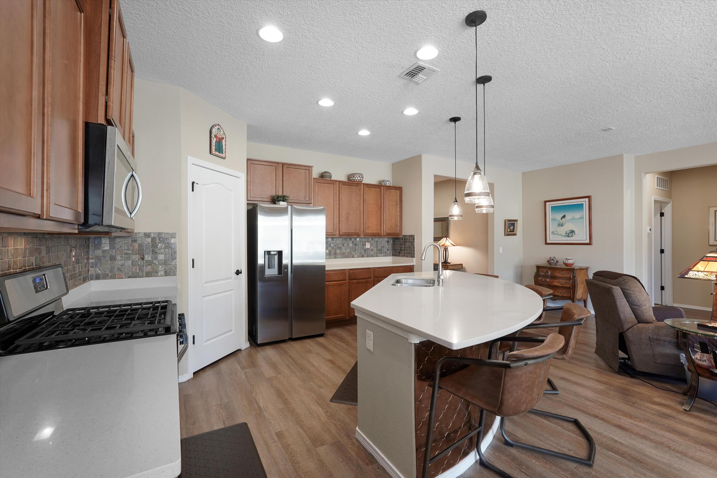 1805 Pebble Creek Trail NW