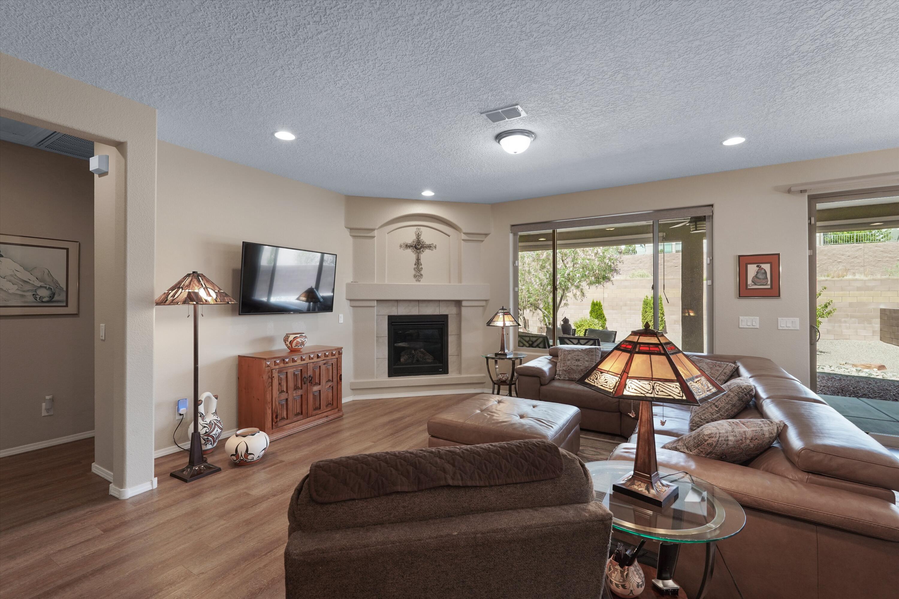 1805 Pebble Creek Trail NW