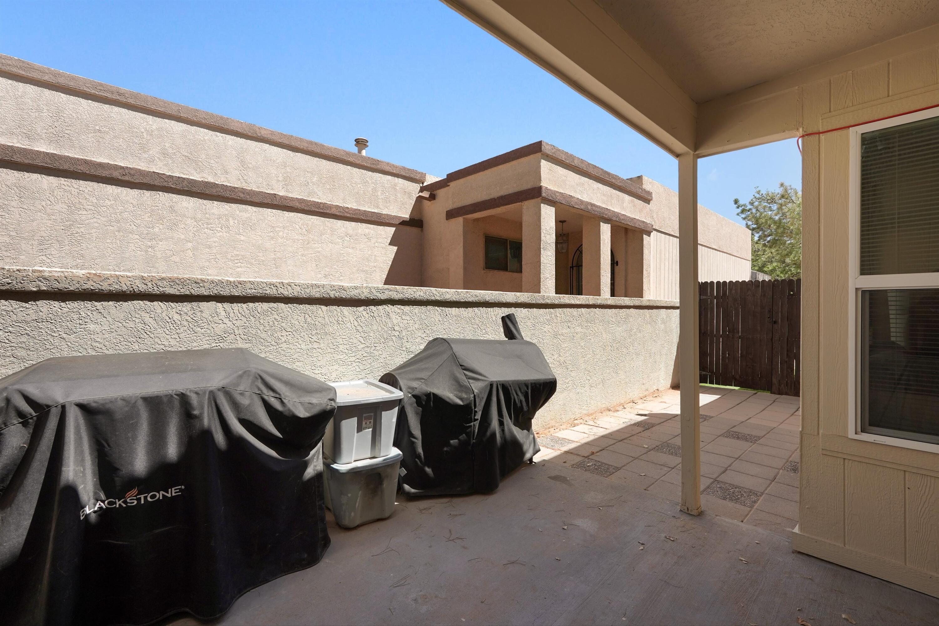 1657 Skyview Circle NE