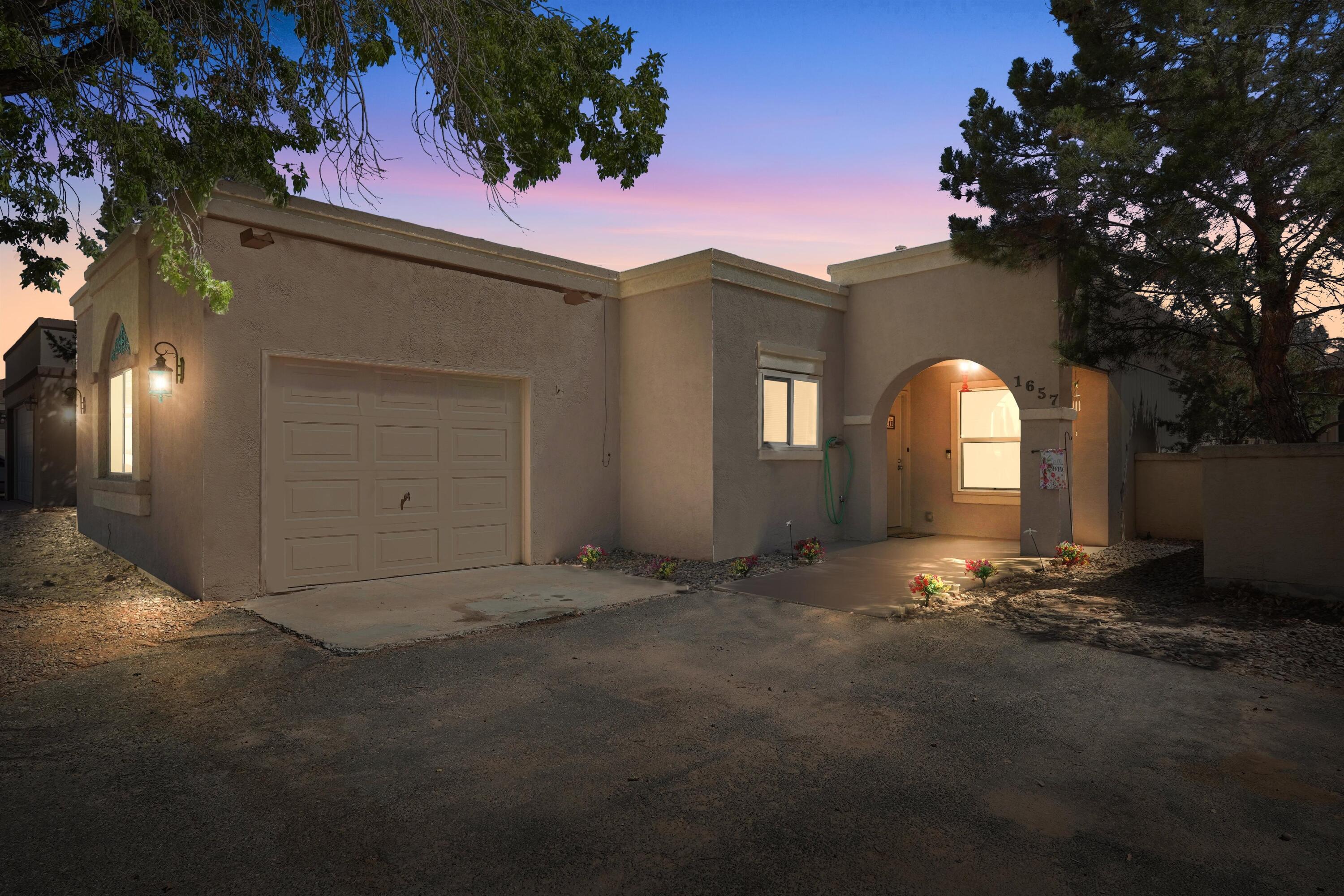 1657 Skyview Circle NE