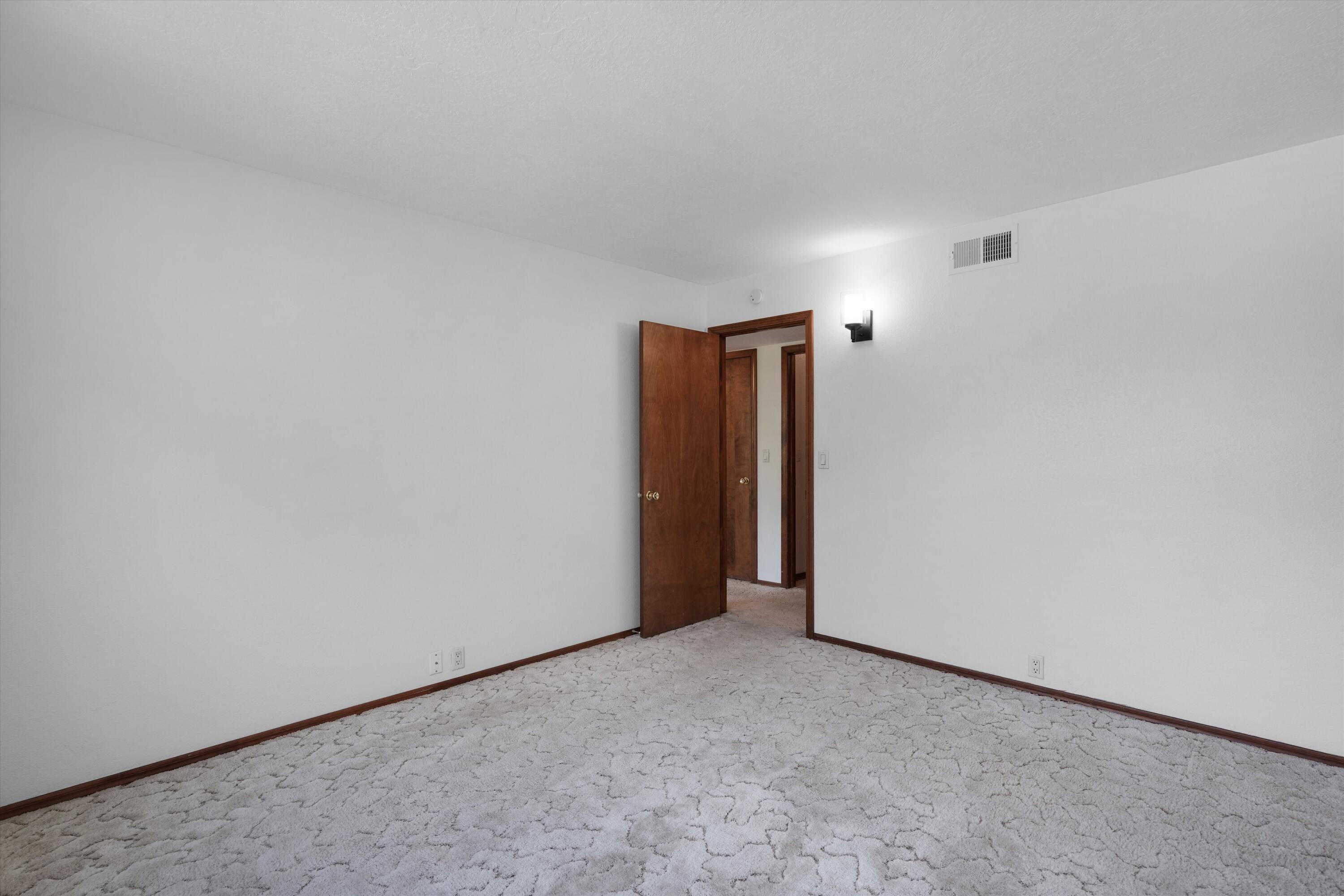 10717 Towne Park Drive NE
