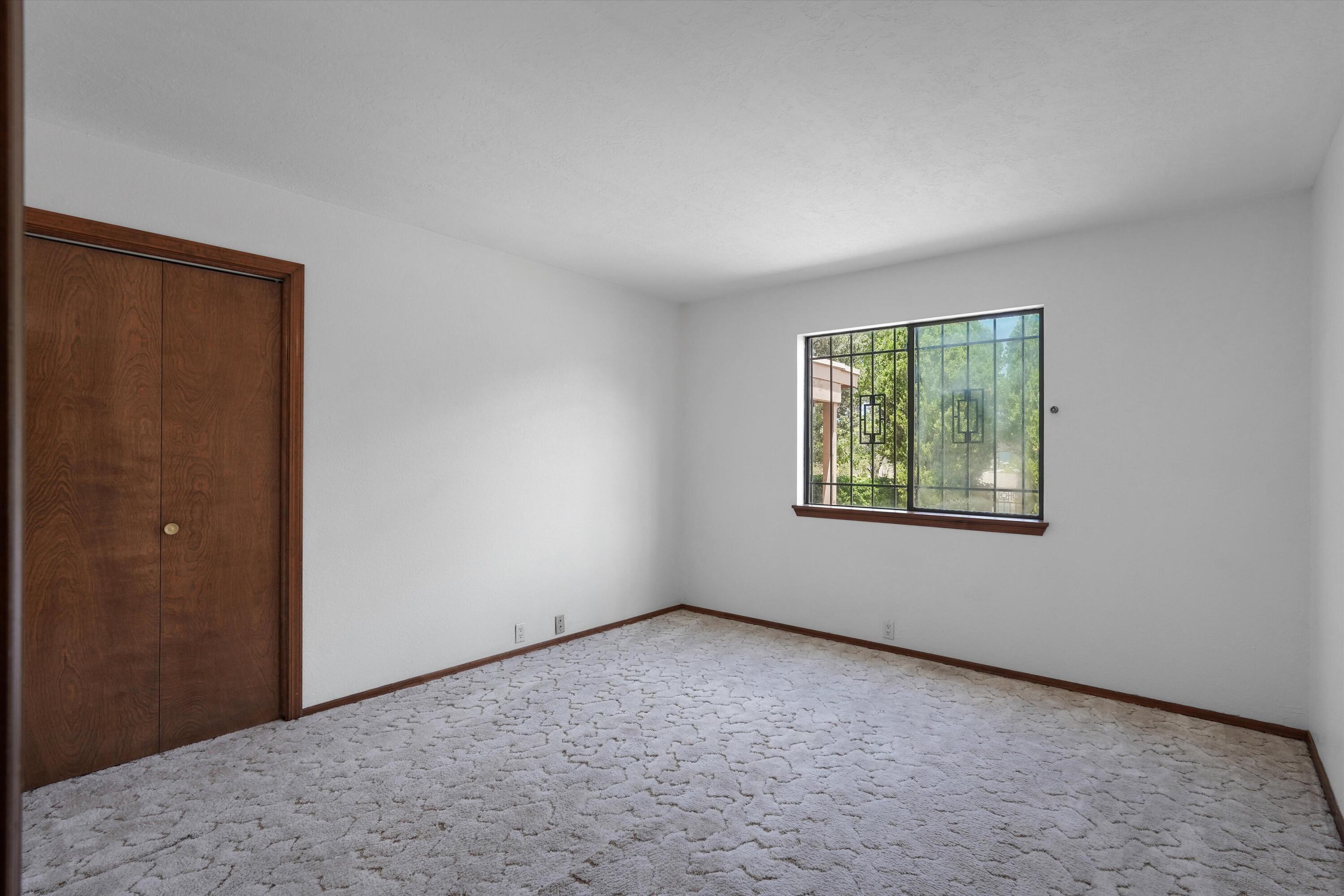 10717 Towne Park Drive NE
